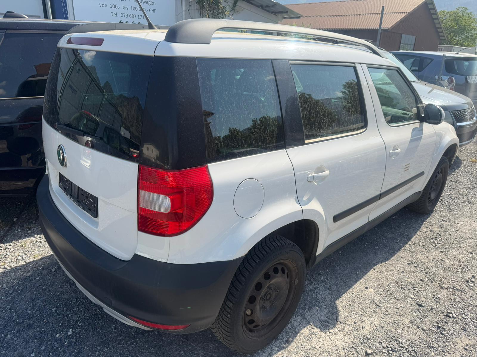 SKODA Yeti 1.8 TSI 4x4-image-9