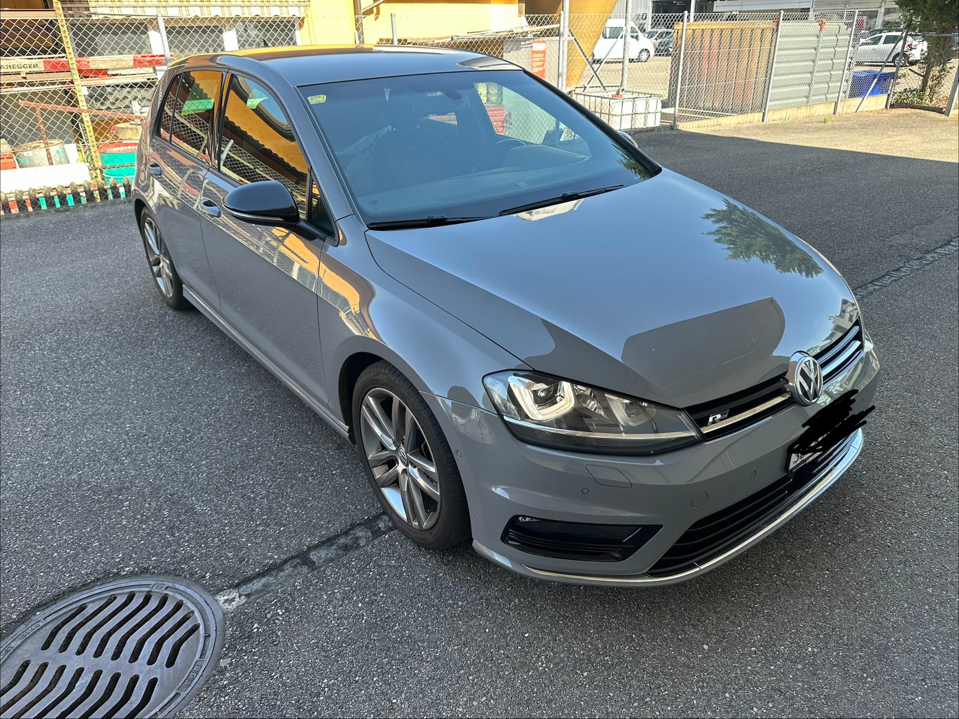 VW Golf 1.4 TSI R-Line DSG-image-1