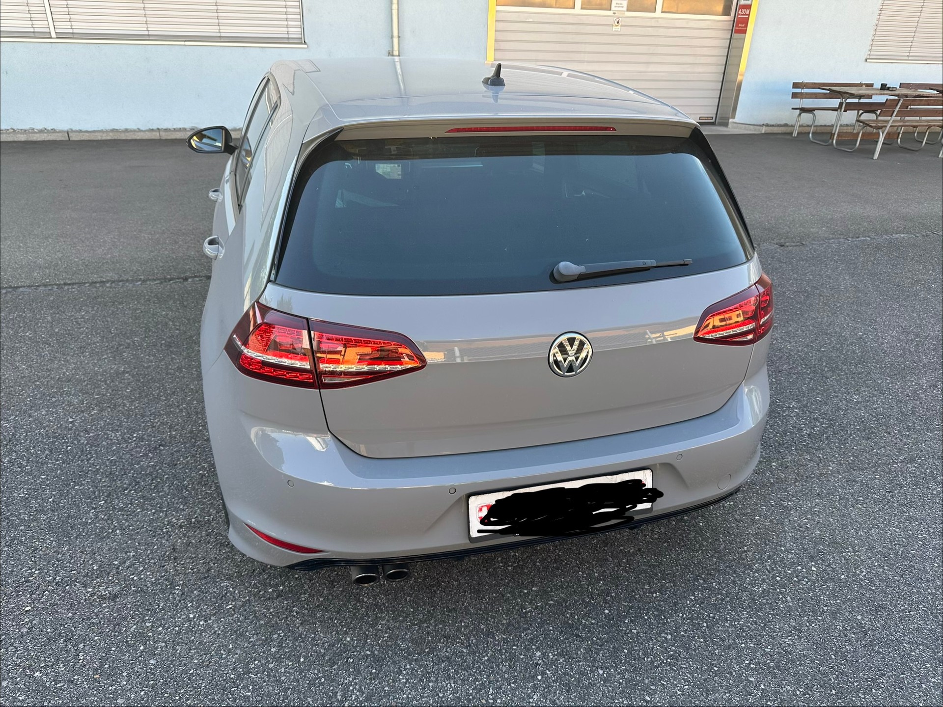 VW Golf 1.4 TSI R-Line DSG-image-5