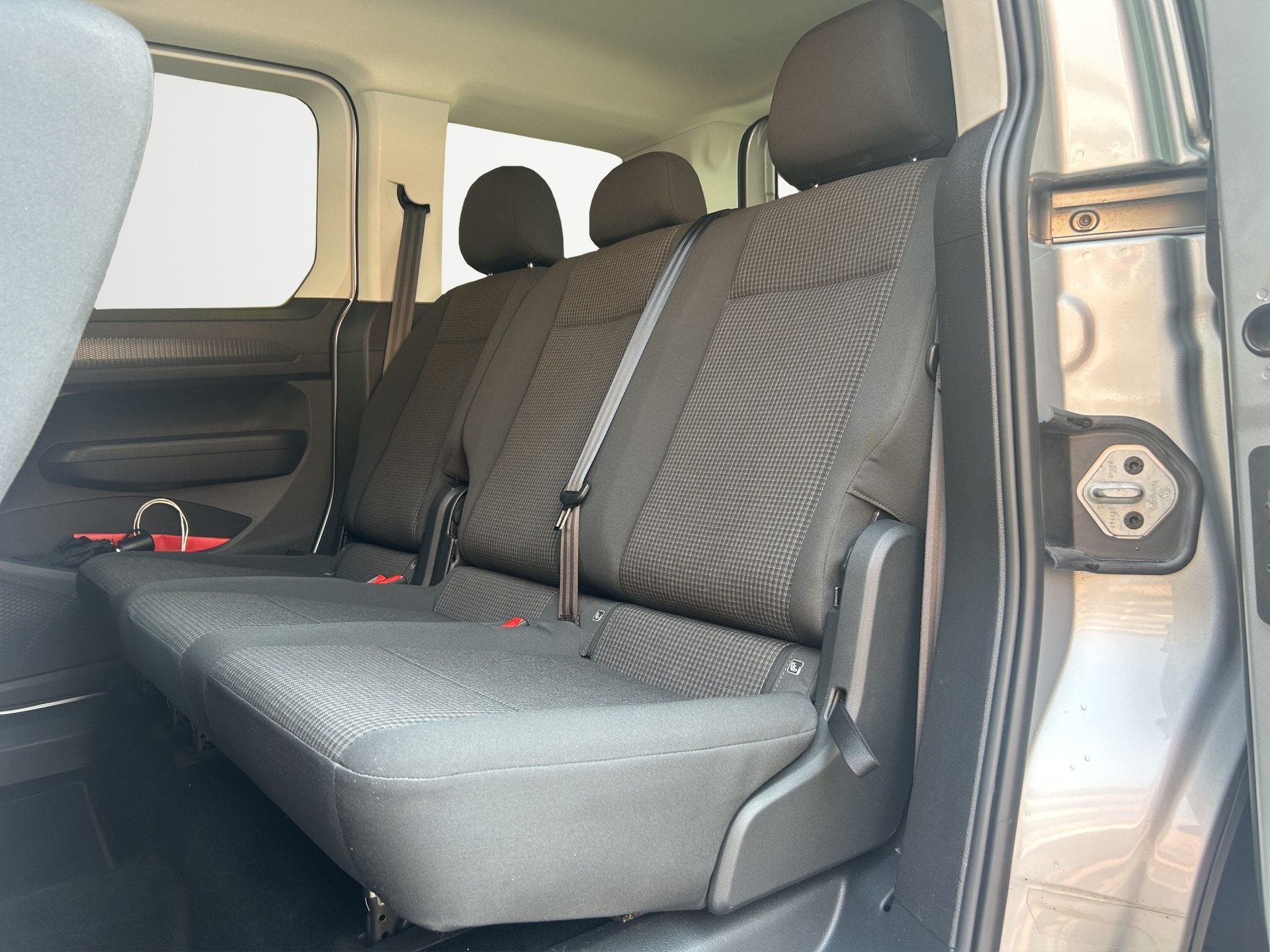 VW Caddy 2.0 TDI Liberty DSG-image-5