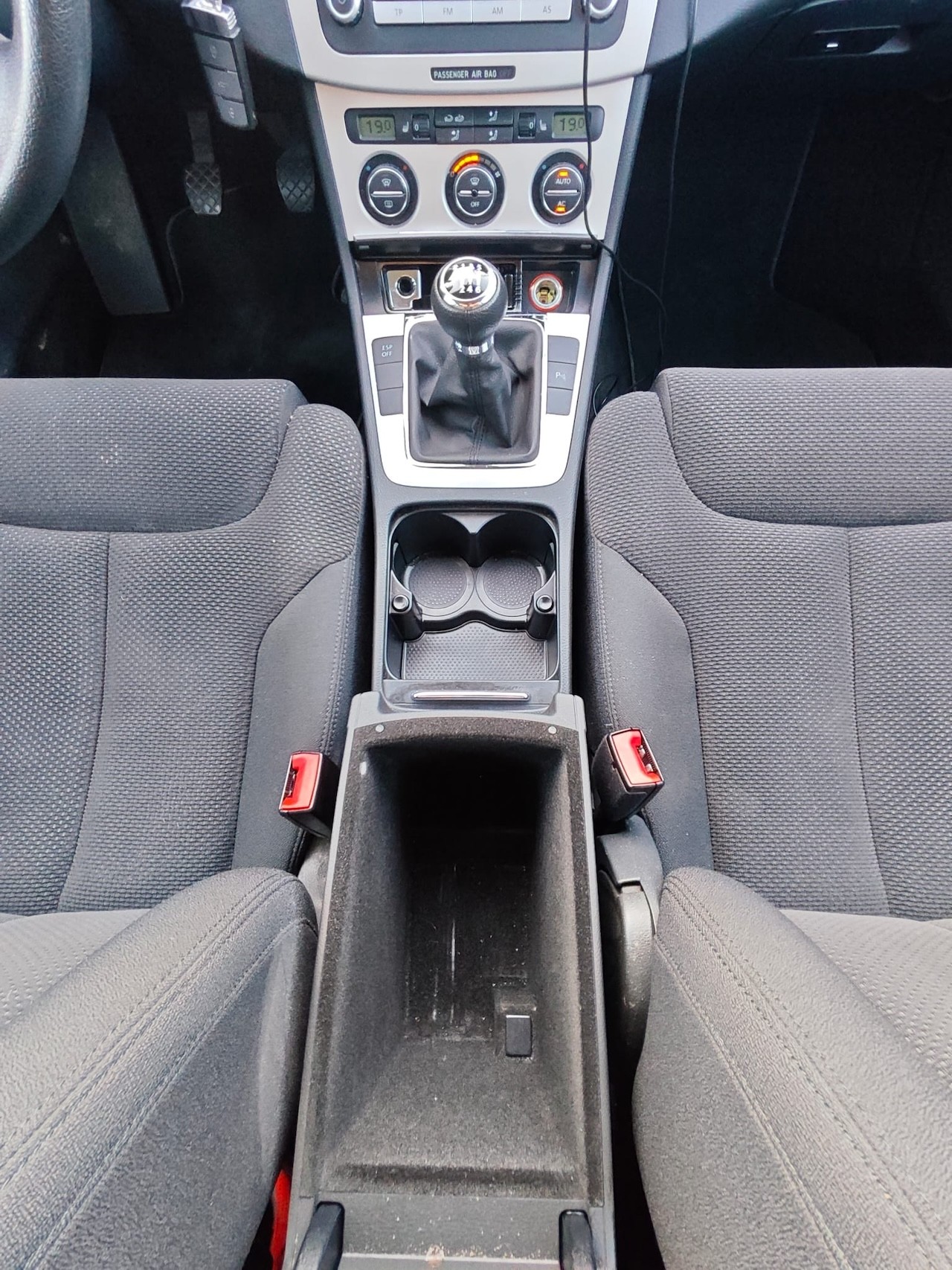 VW Passat Variant 1.4 TSI Comfortline-image-23
