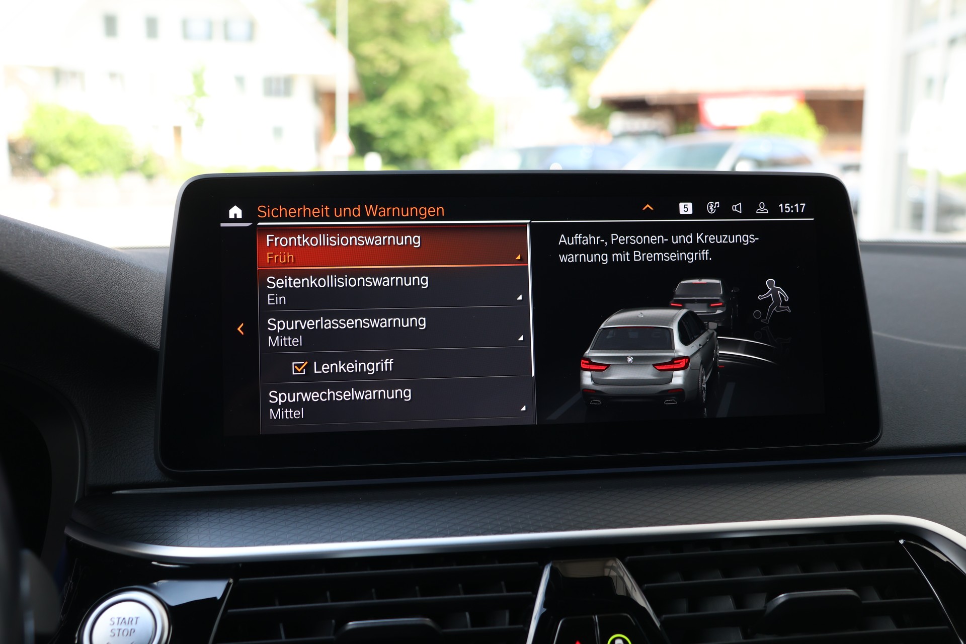 BMW 530e xDrive Touring Pure M Sport Steptronic (CH)-image-23
