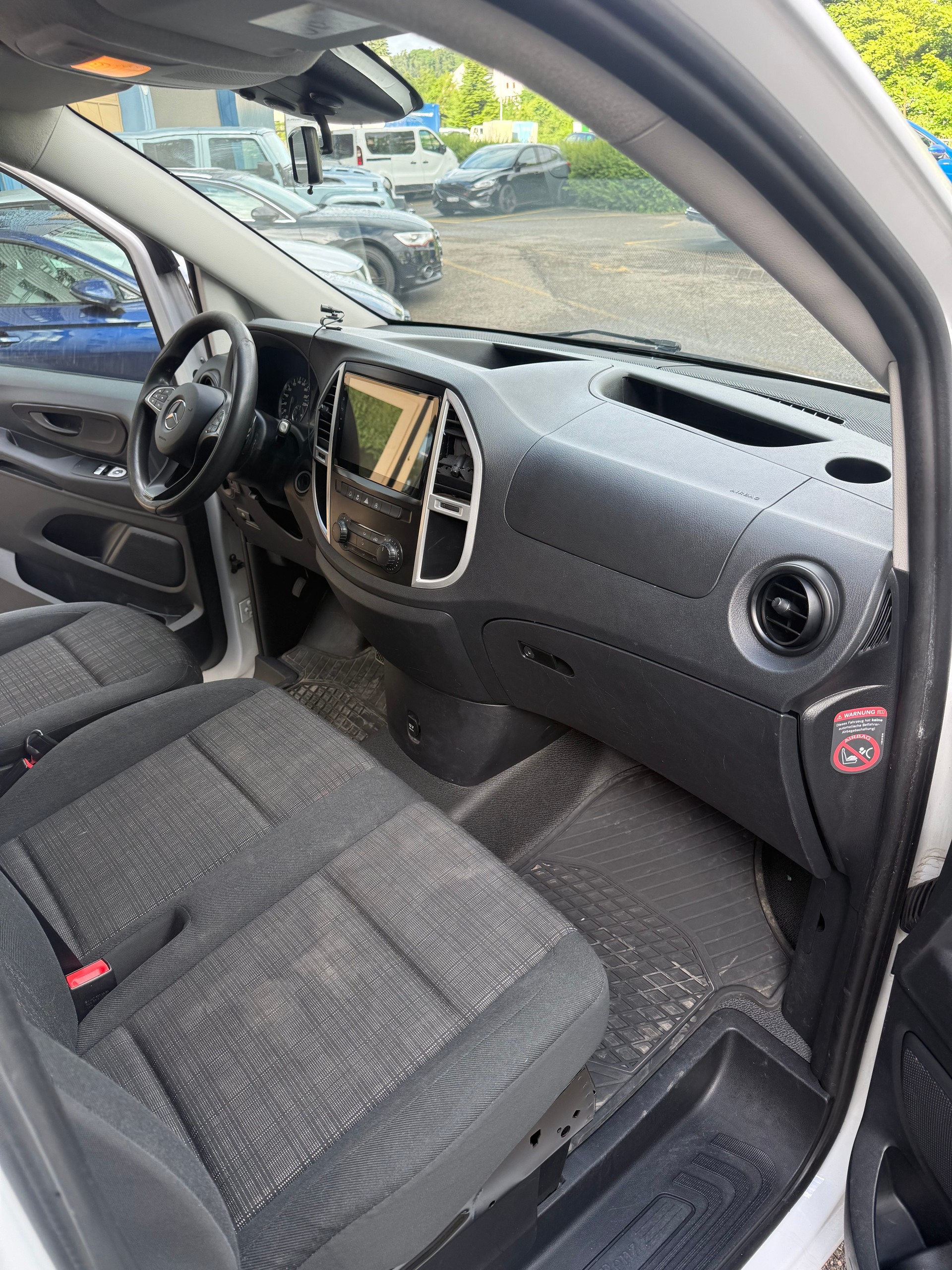 MERCEDES-BENZ Vito 114 BlueTEC EL 4Matic 7G-Tronic Euro 6-image-9