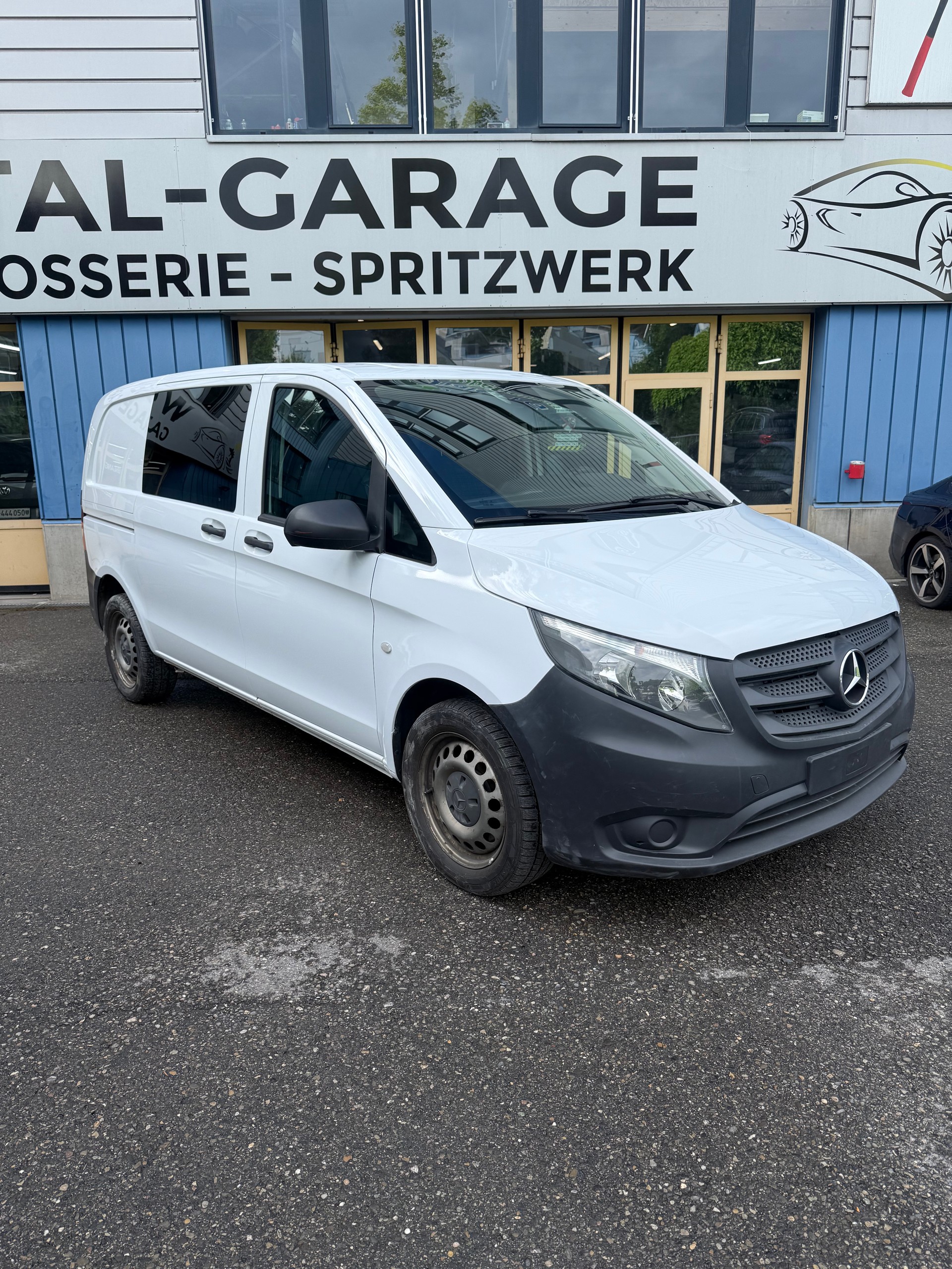 MERCEDES-BENZ Vito 114 BlueTEC EL 4Matic 7G-Tronic Euro 6-image-2