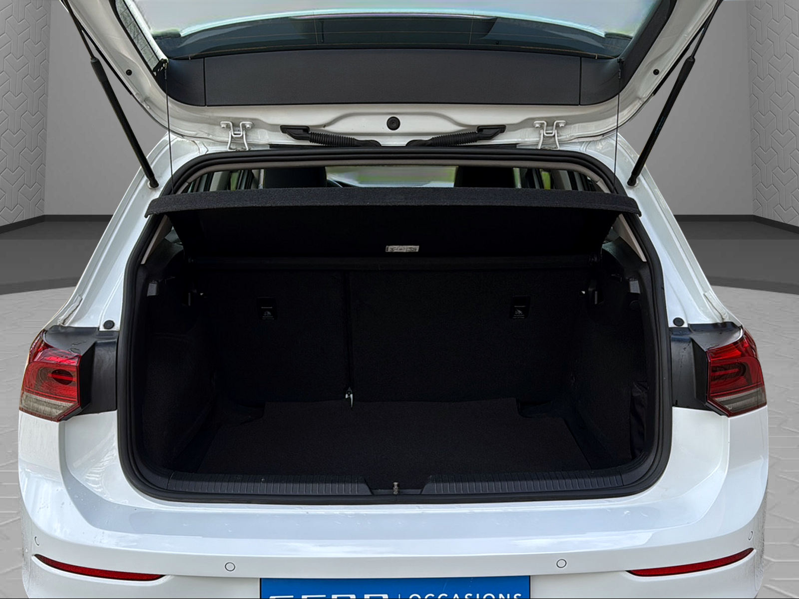 VW Golf 1.0 TSI Value-image-9