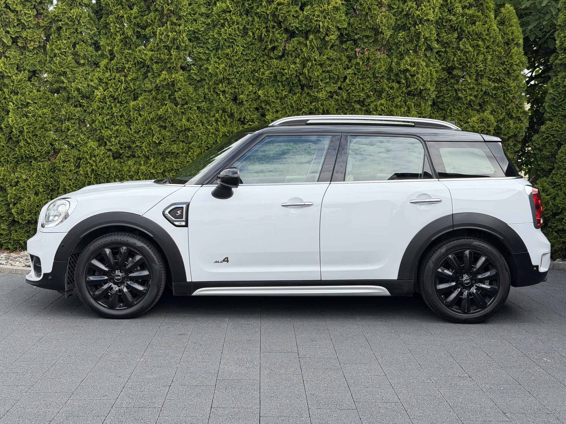 MINI Countryman Cooper S ALL4 Steptronic-image-6