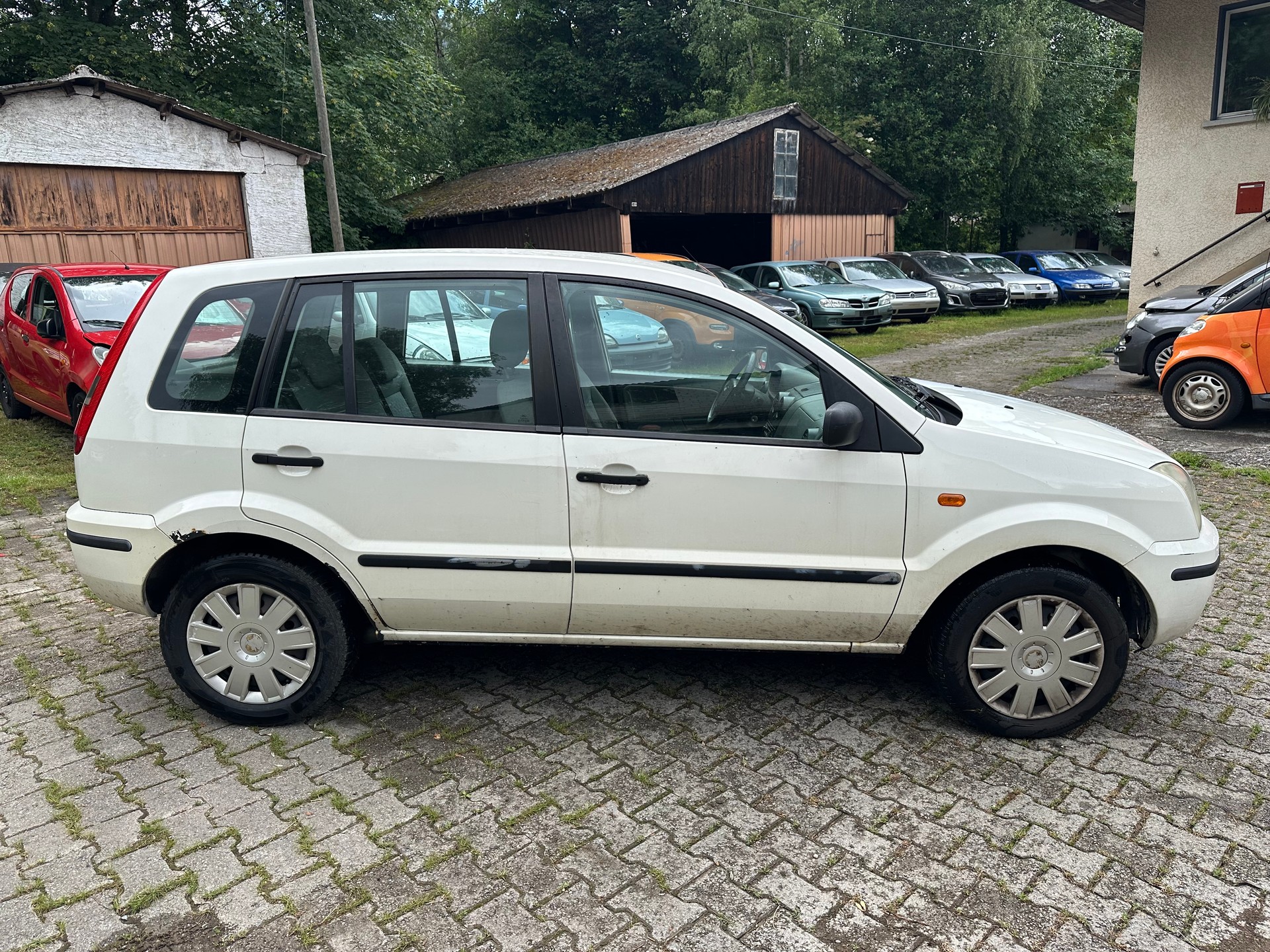 FORD Fusion 1.4 16V Ambiente FIXPREIS-image-6