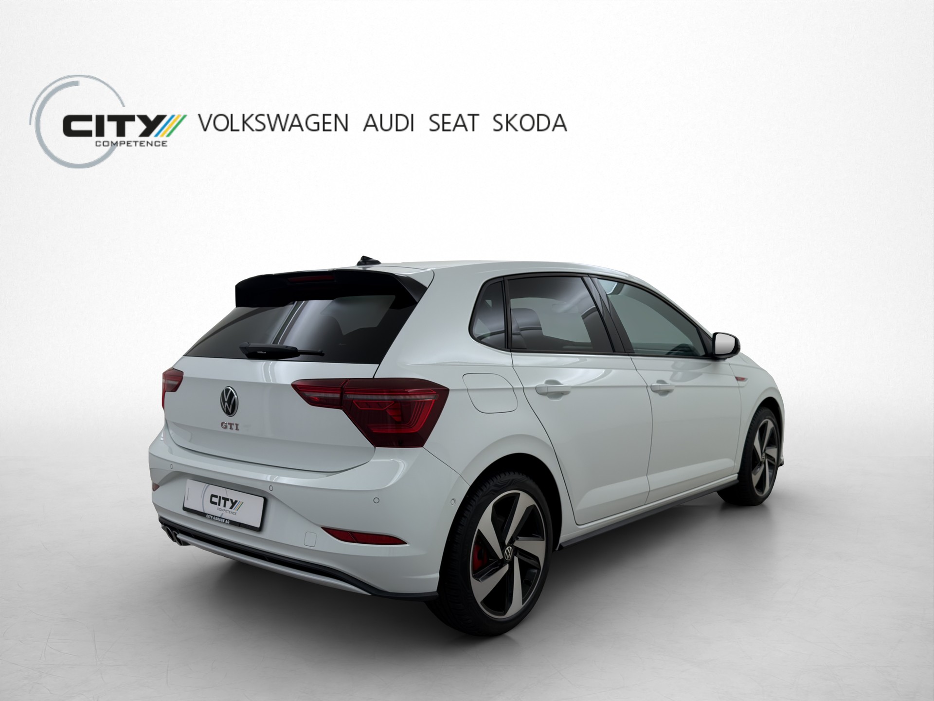 VW Polo 2.0 TSI GTI DSG-image-4