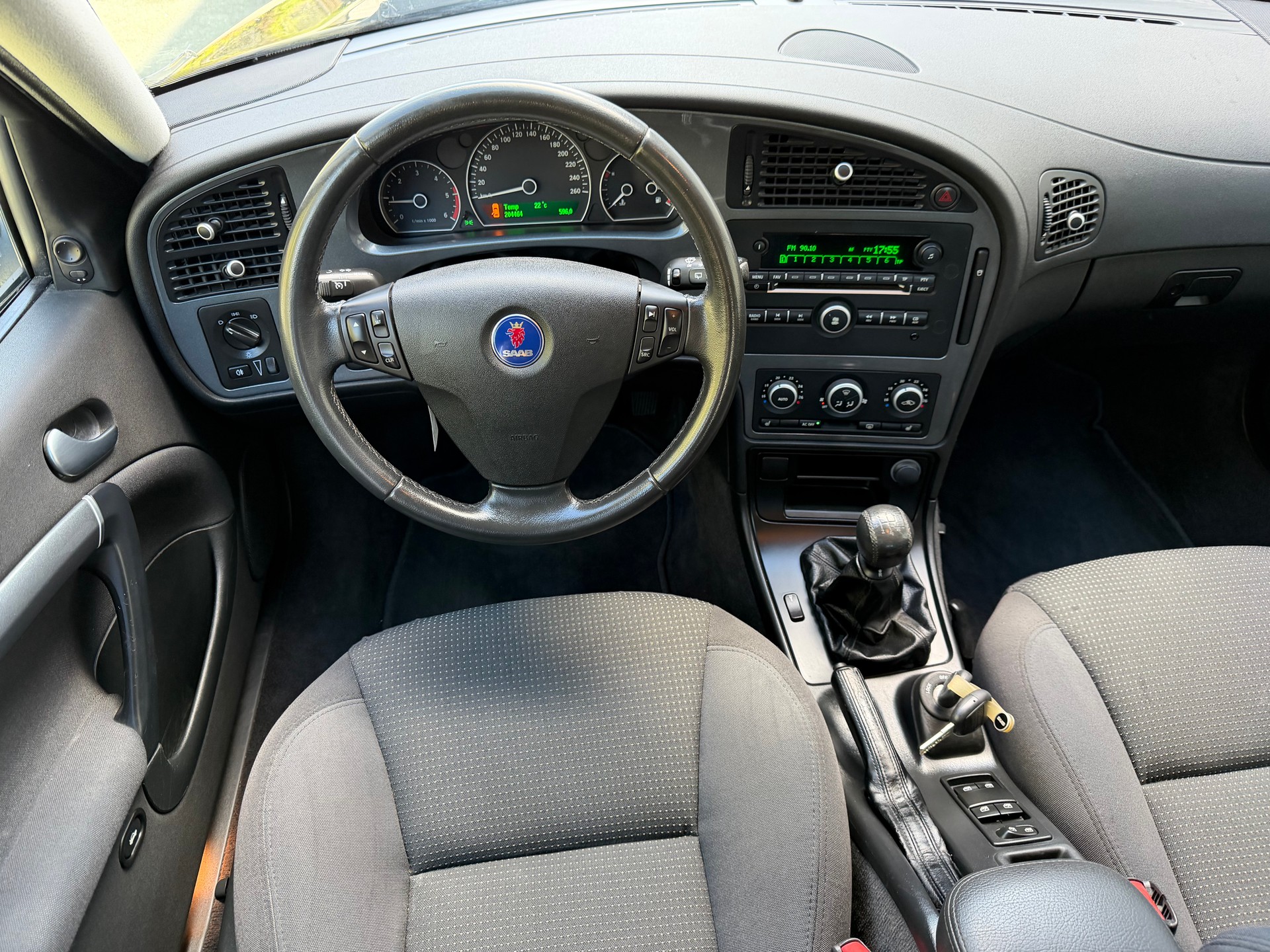 SAAB 9-5 1.9 TiD-image-7
