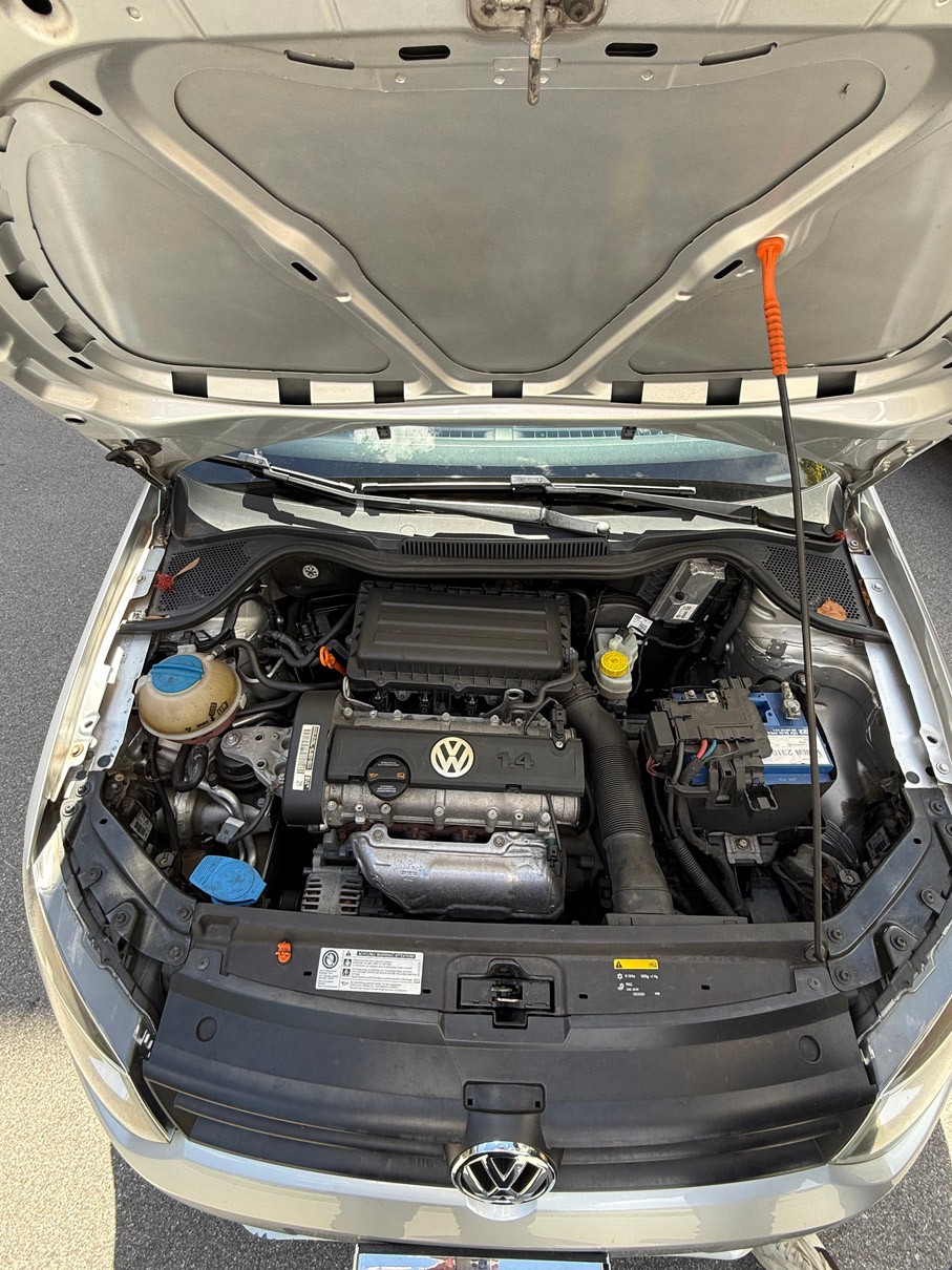 VW 1.4 Trendline DSG-image-8