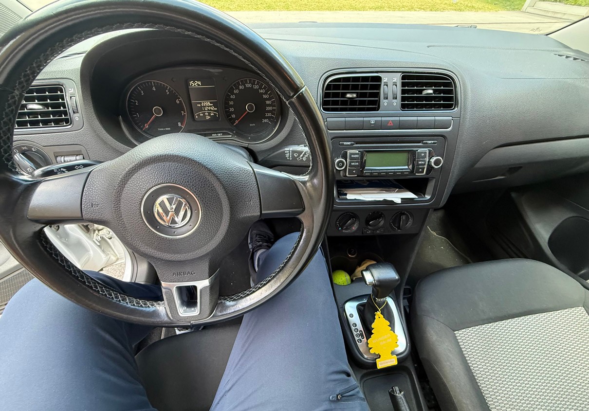 VW 1.4 Trendline DSG-image-4