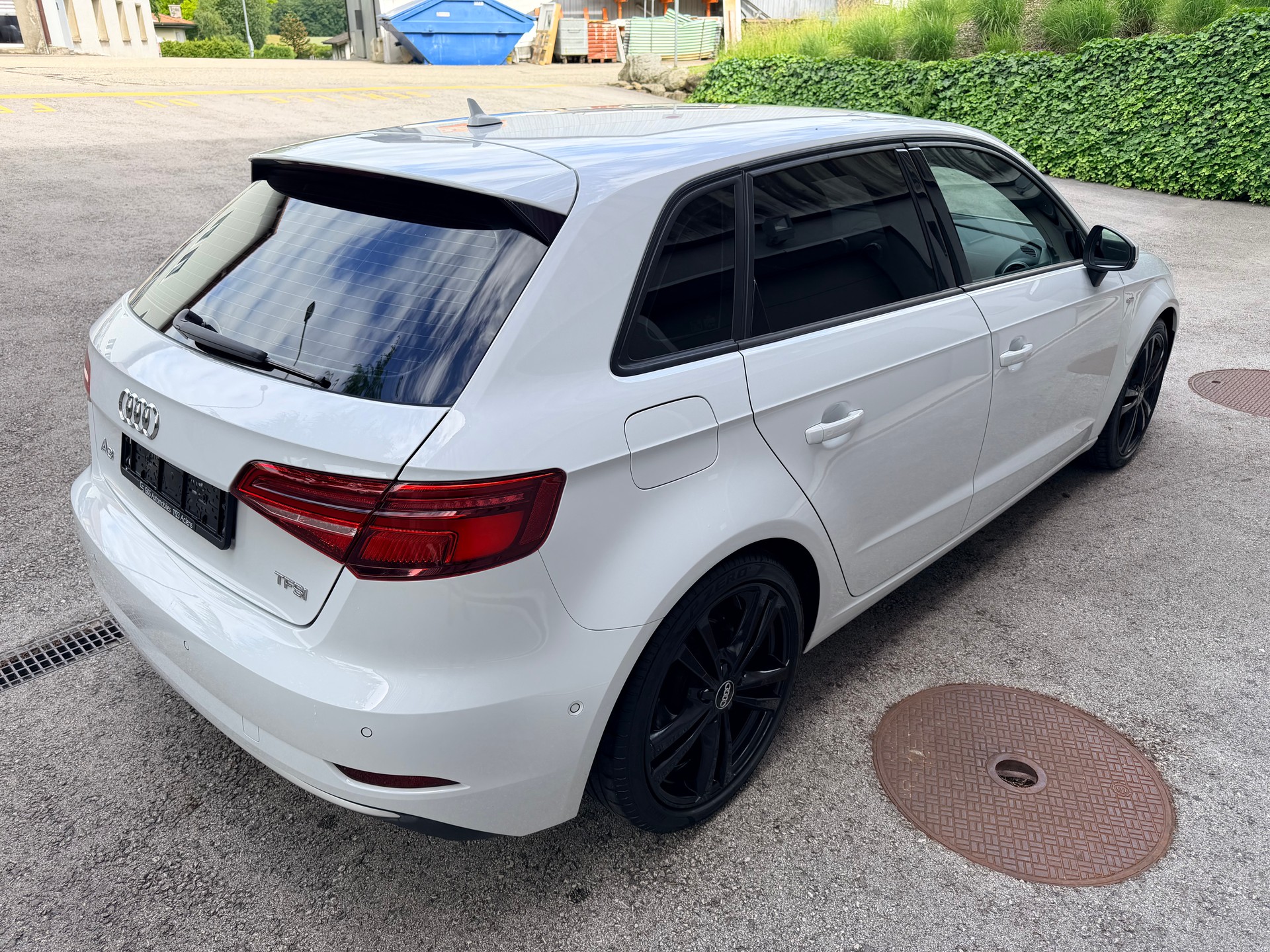 AUDI A3 Sportback 1.5 TFSI S-tronic Sport-image-2