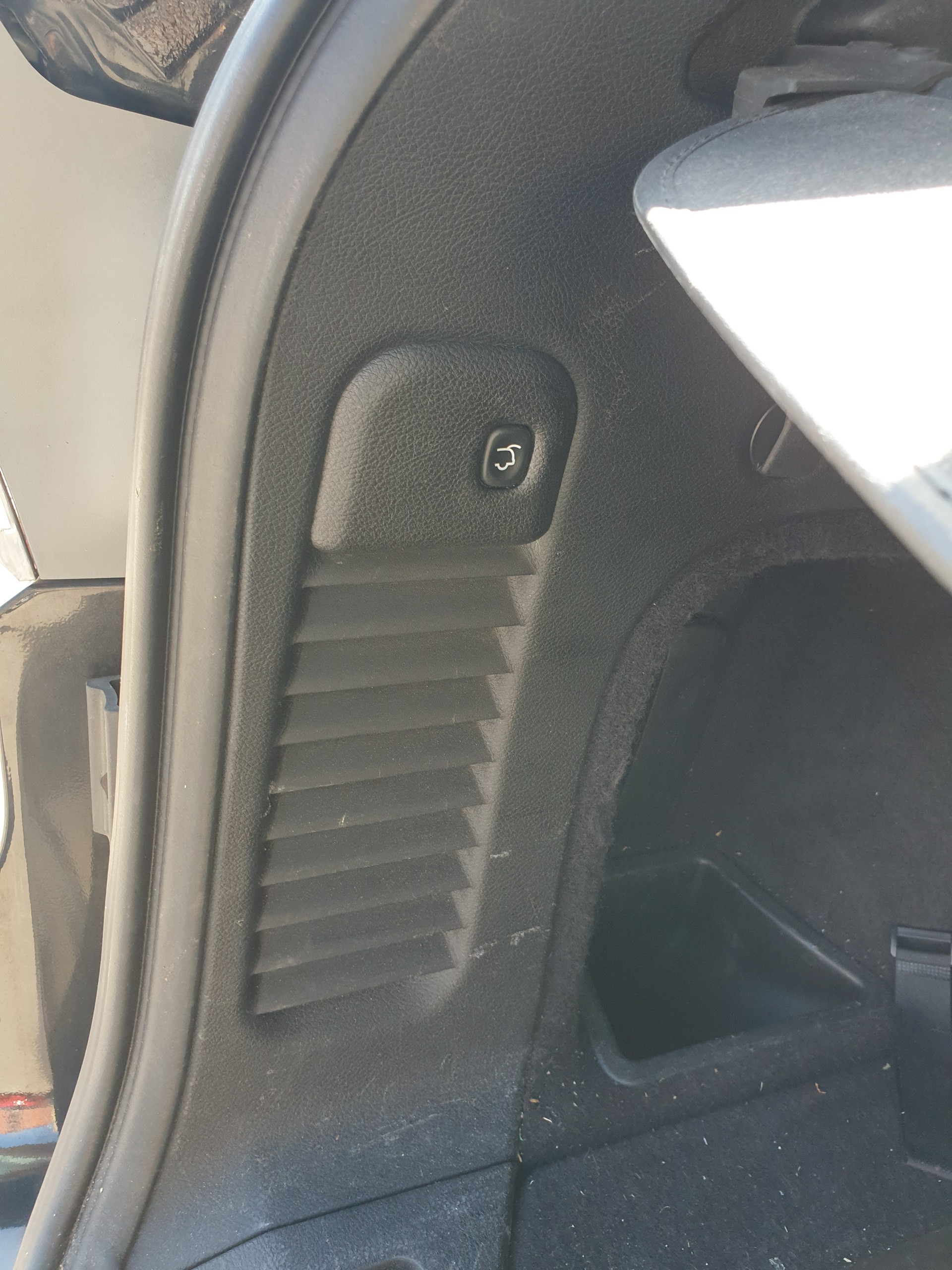 JEEP Grand Cherokee 3.0 CRD Limited Automatic-image-14