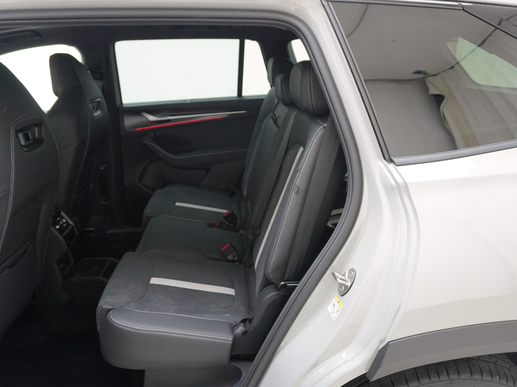 SKODA Kodiaq 2.0 TSI SportLine-image-14