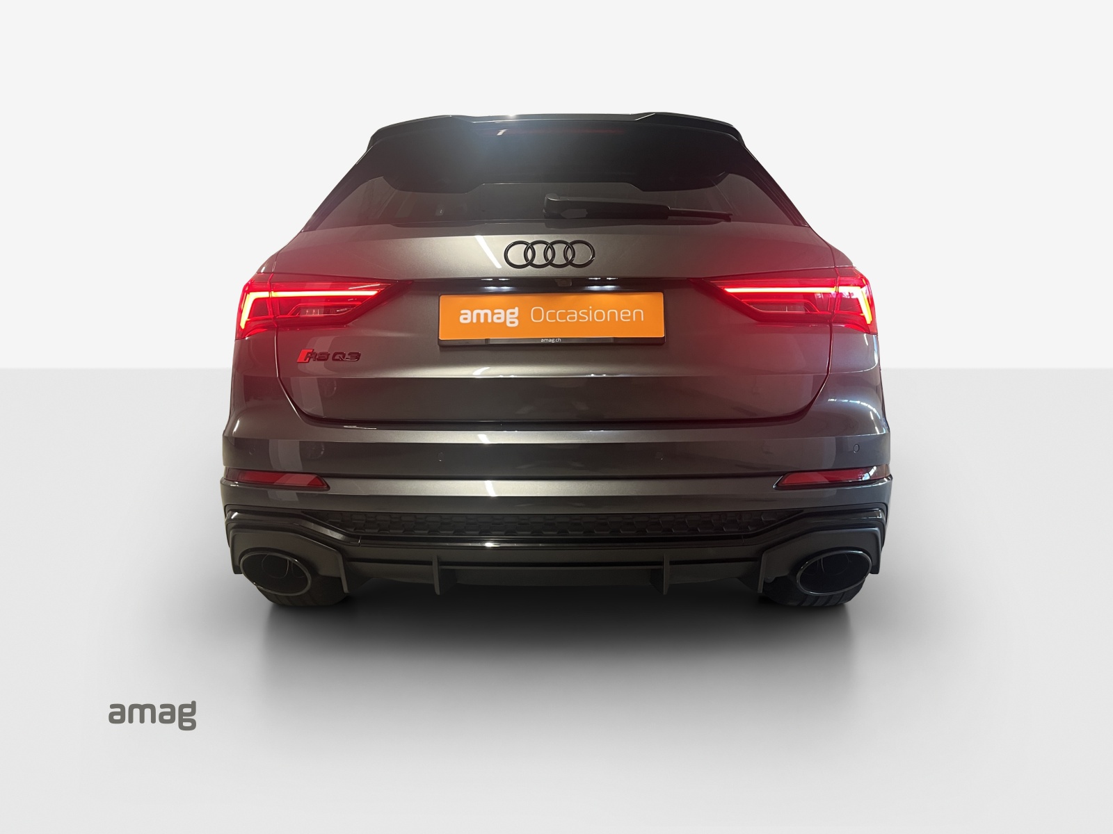 AUDI RS Q3 2.5 TFSI quattro S tronic-showroom-element-3