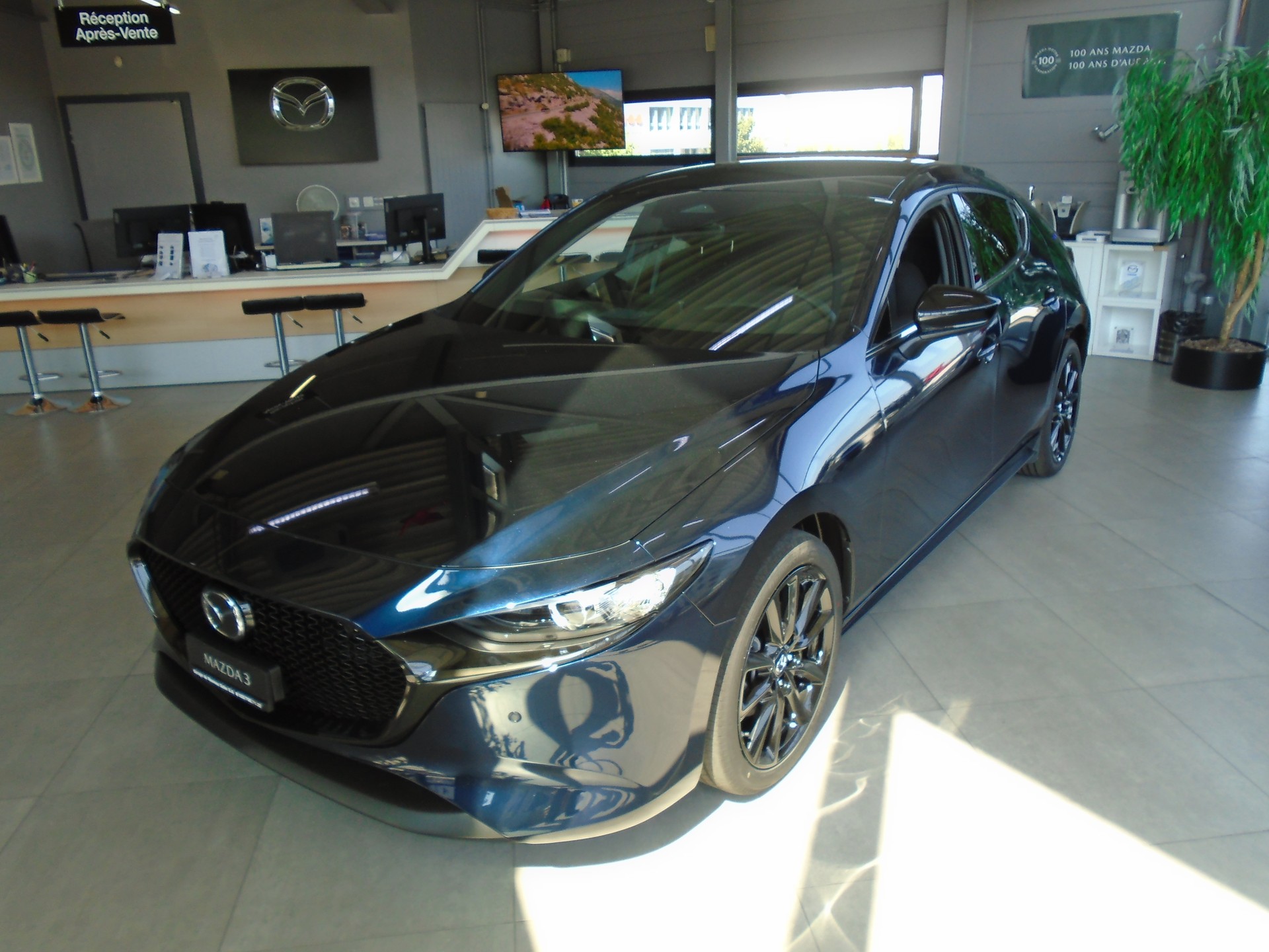 MAZDA 3 Hatchback SKYACTIV-X M Hybrid 186 AWD Homura Automat