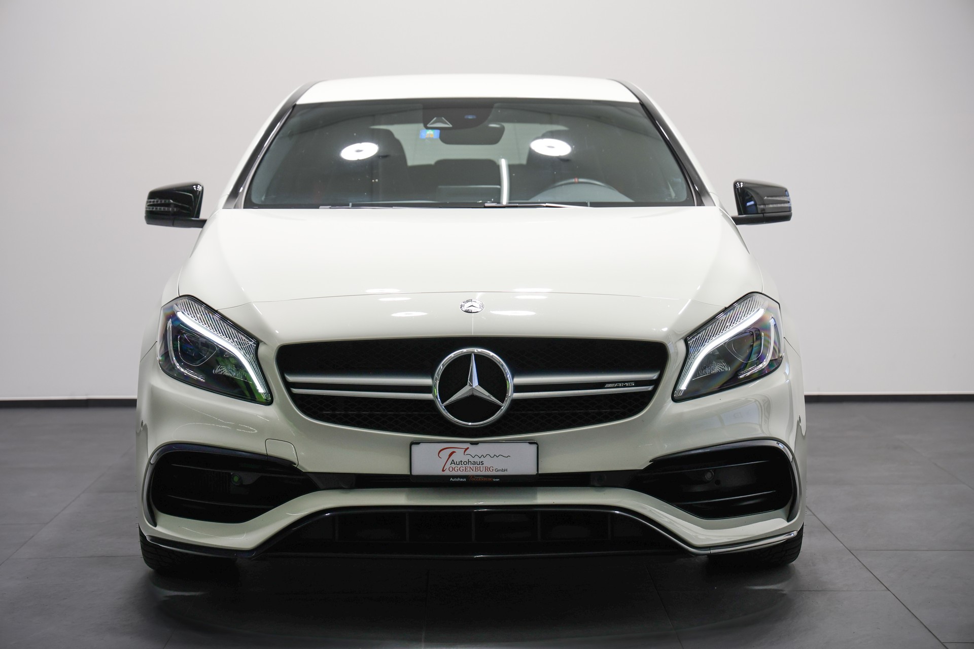 MERCEDES-BENZ A 45 AMG 4Matic Speedshift 7G-DCT *Facelift*CH-Fahrzeug*-image-3