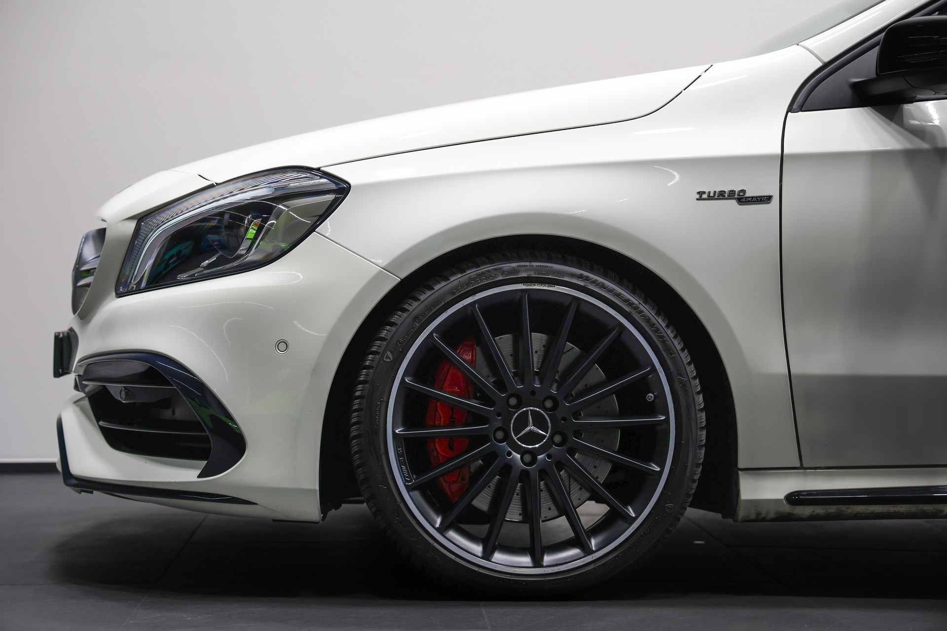 MERCEDES-BENZ A 45 AMG 4Matic Speedshift 7G-DCT *Facelift*CH-Fahrzeug*-image-11