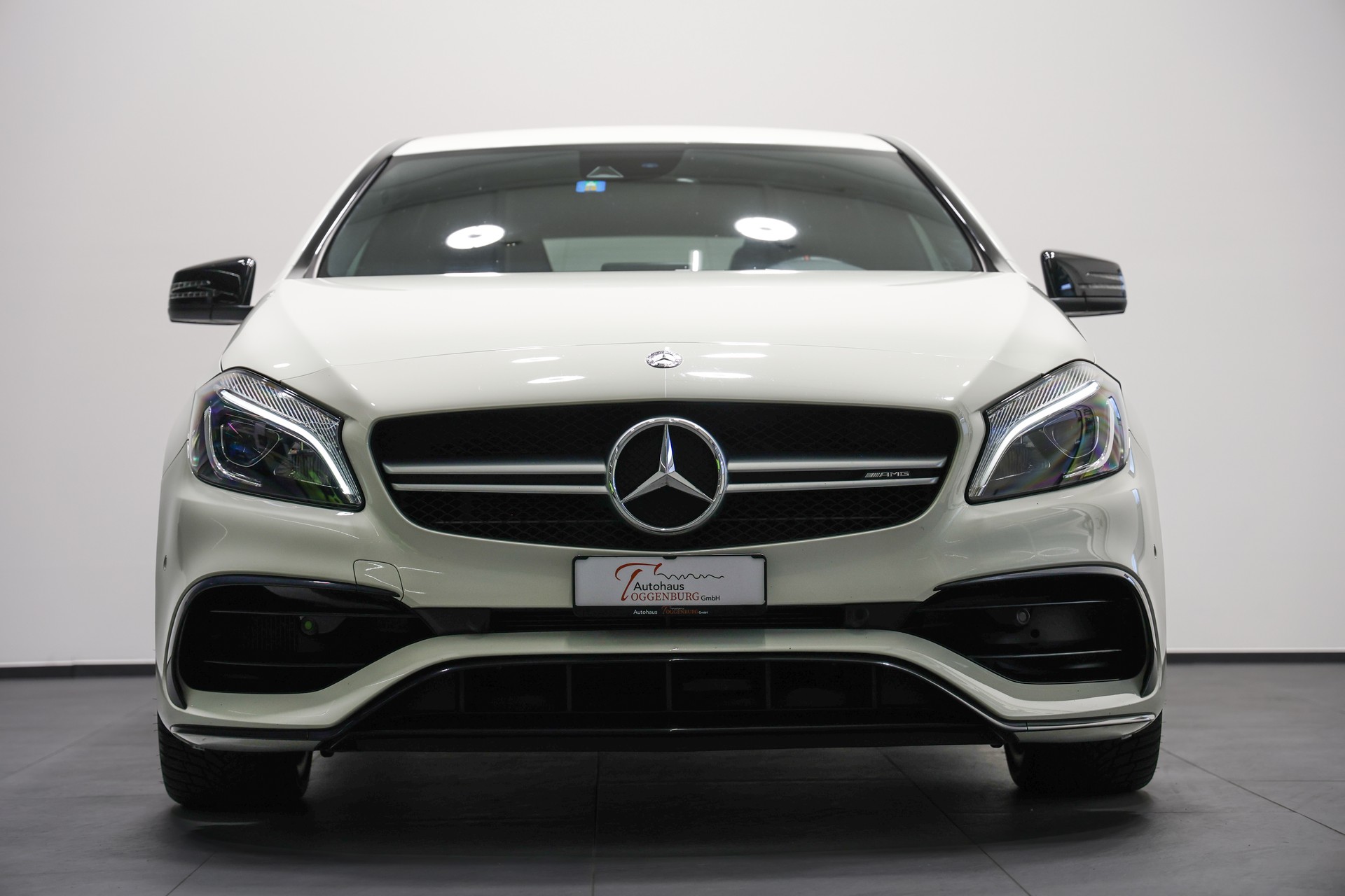 MERCEDES-BENZ A 45 AMG 4Matic Speedshift 7G-DCT *Facelift*CH-Fahrzeug*-image-4