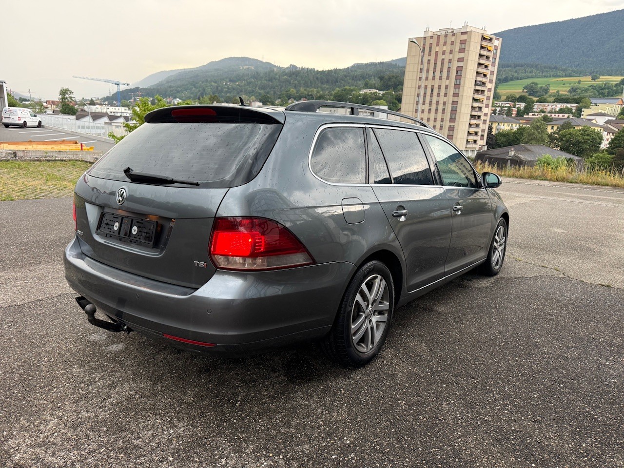 VW Golf Variant 1.4 TSI Comfortline DSG-image-6