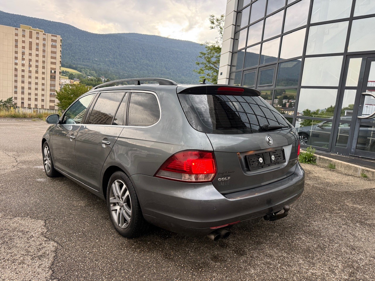 VW Golf Variant 1.4 TSI Comfortline DSG-image-4