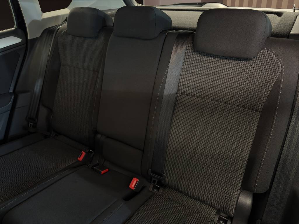 VW Tiguan 1.4TSI ACT Trendline 4Motion DSG-image-8