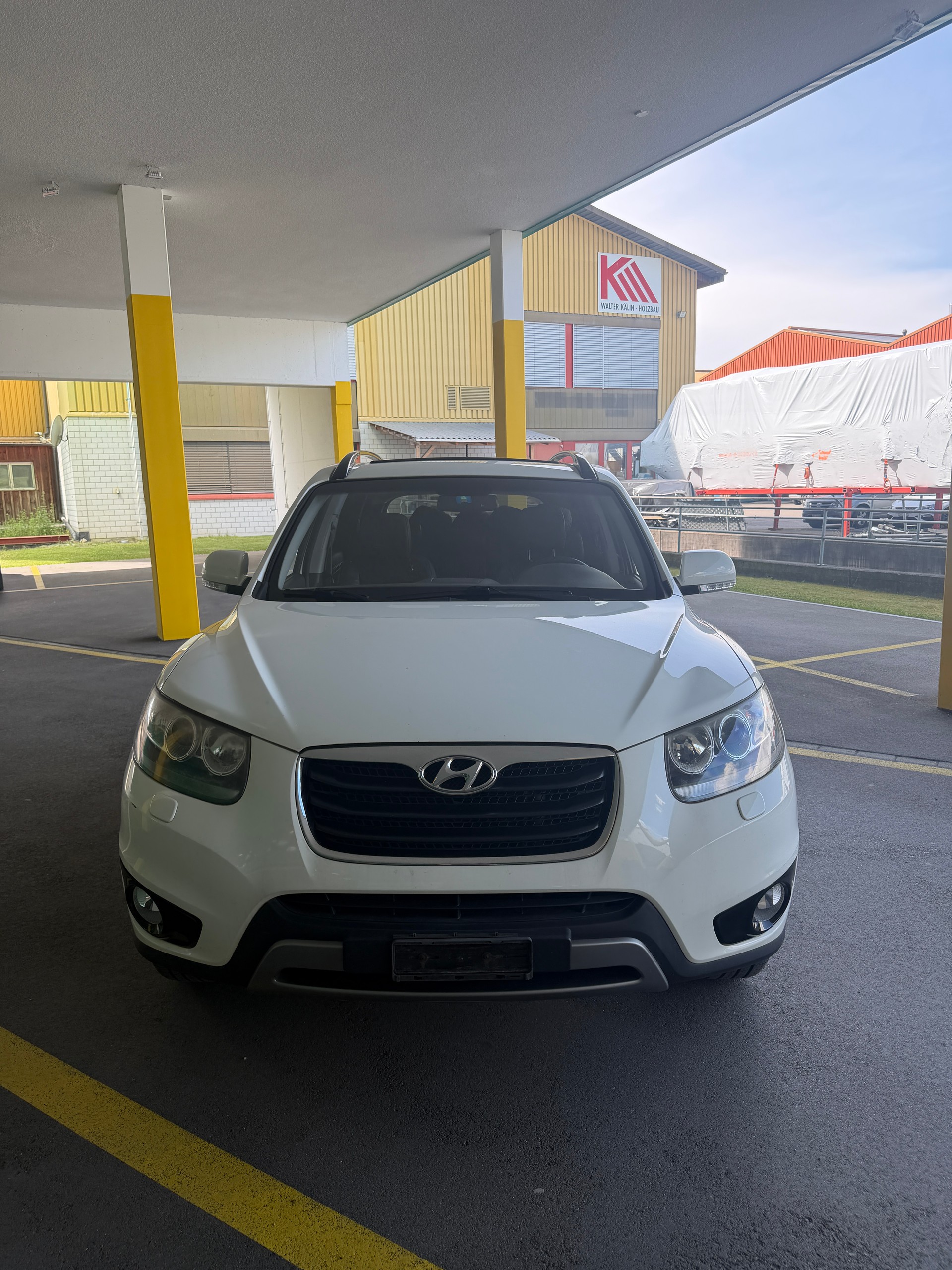 HYUNDAI Santa Fe 2.2 CRDI Premium 4WD Automatic-image-1