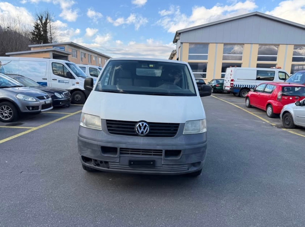 VW T5 2.5 TDI PD 4MOTION-image-1