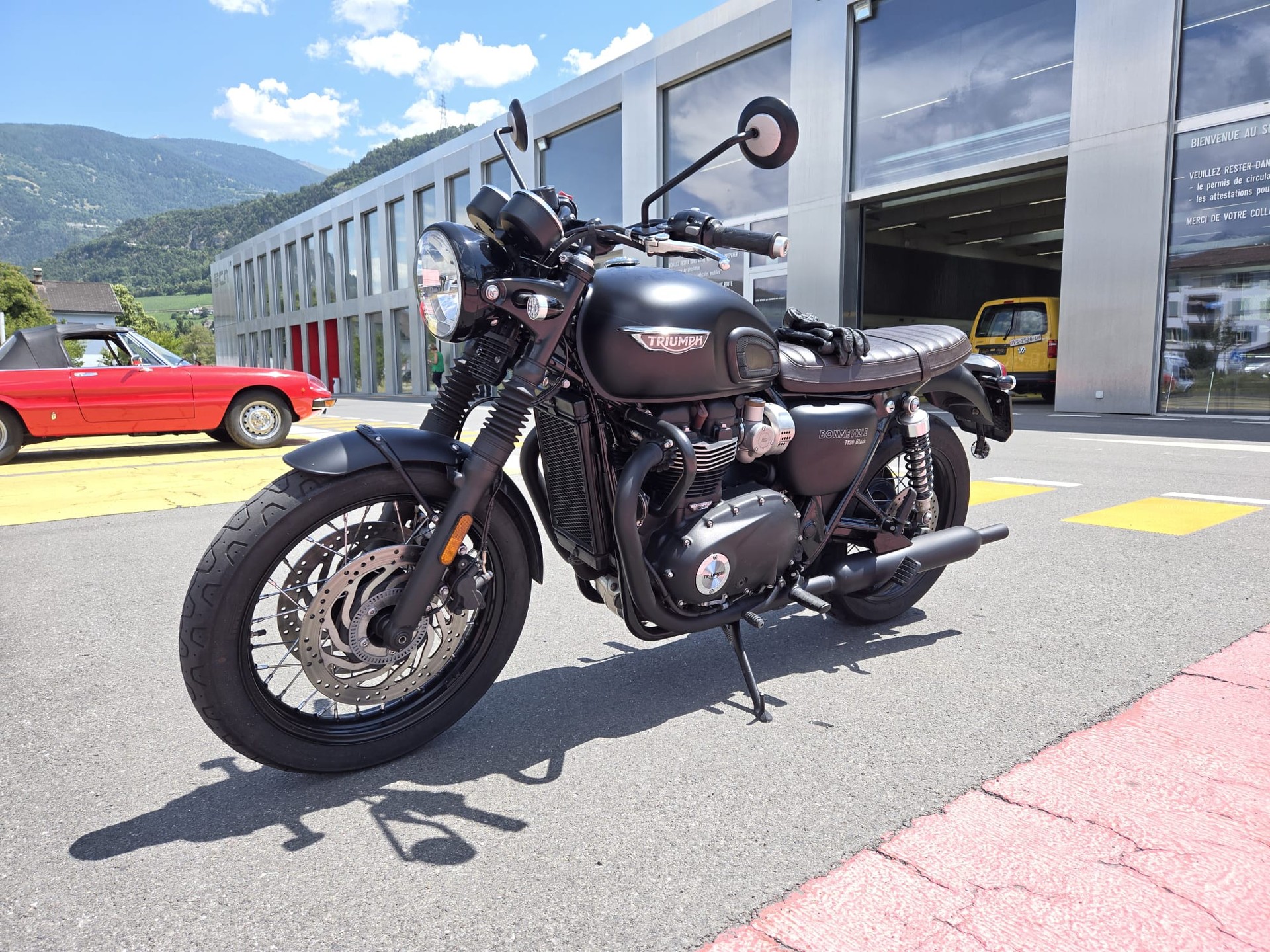 TRIUMPH Bonneville T120 Black
