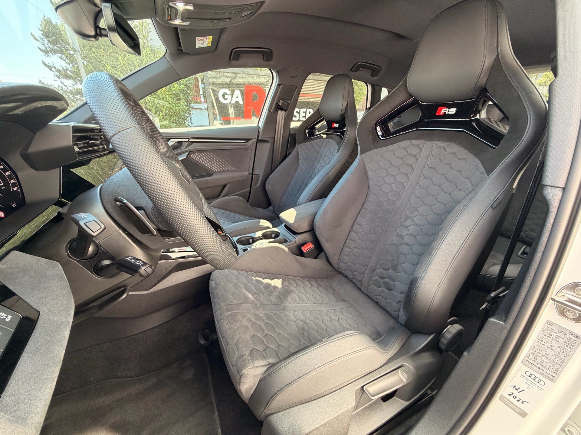 AUDI RS3 SPORTBACK 2.5 400 PS TFSI QUATTRO *** RS-SCHALENSITZE & CARBON EXTERIEUR ***-image-8