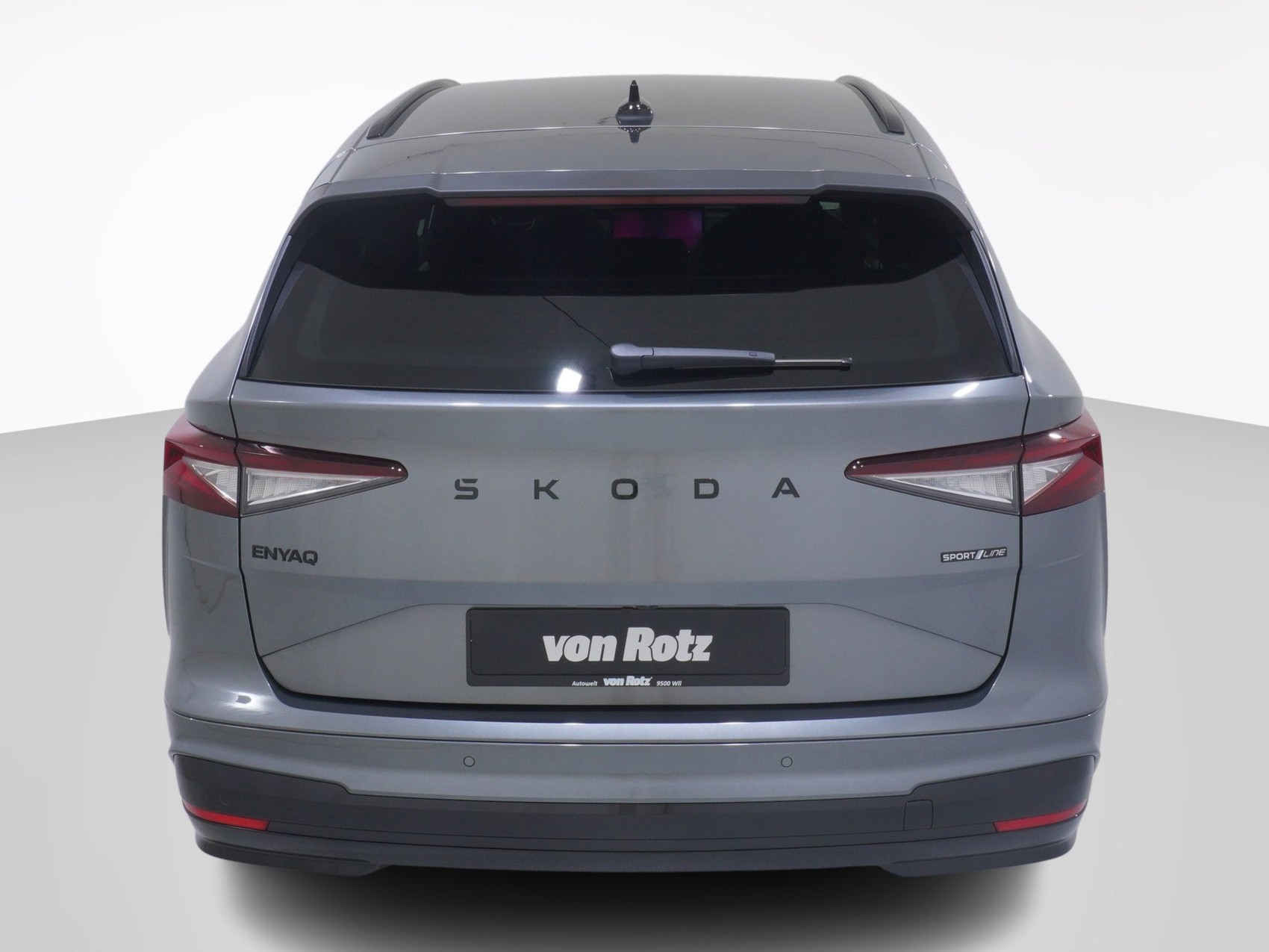 SKODA Enyaq iV 85x SportLine MAXX-image-2