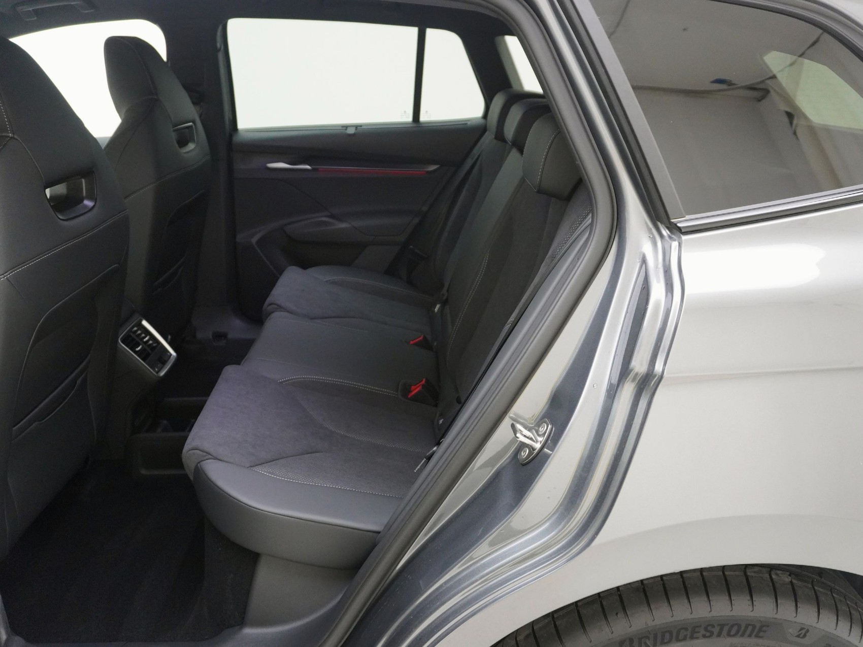 SKODA Enyaq iV 85x SportLine MAXX-image-14