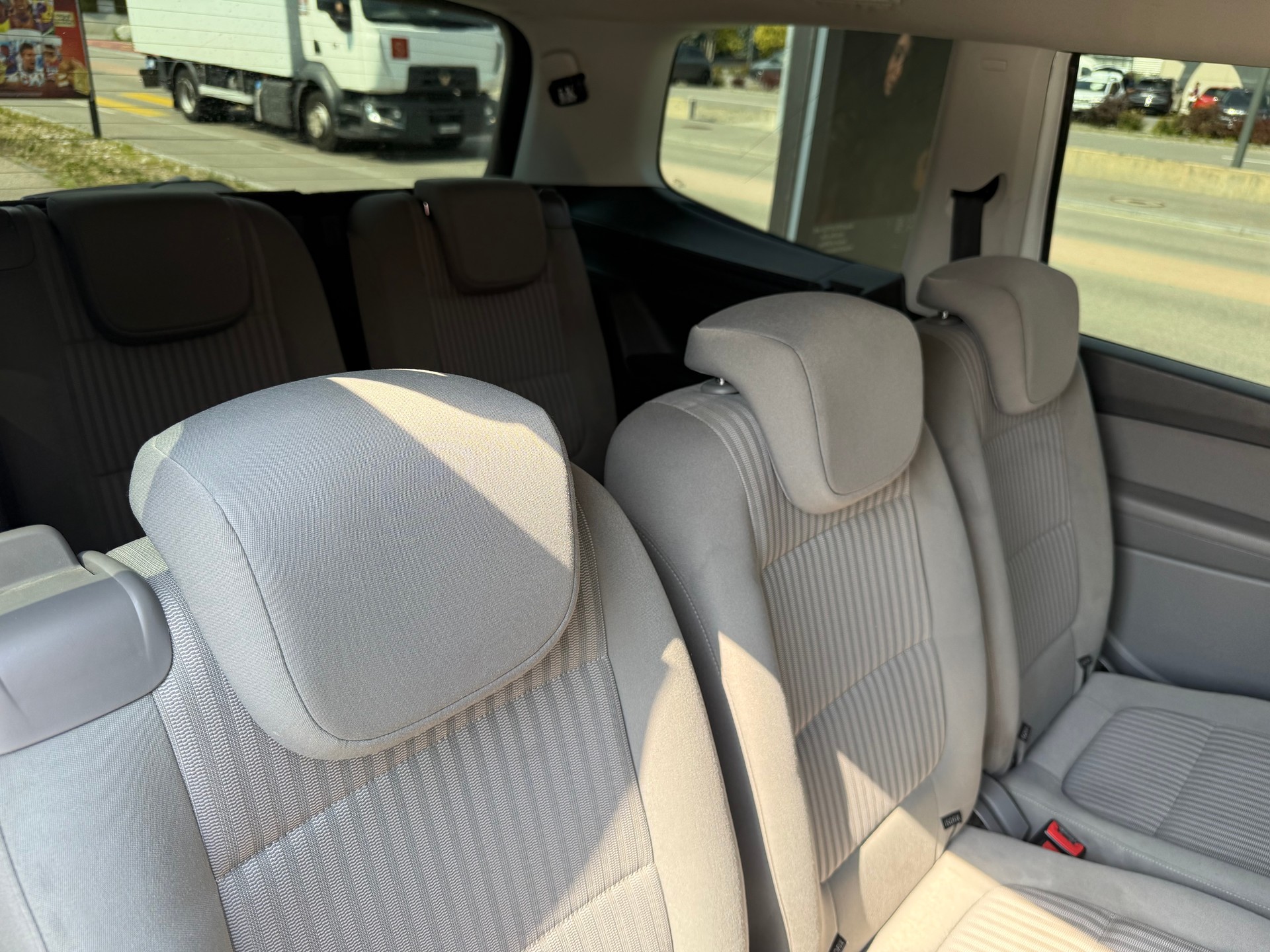 SEAT Alhambra 2.0 TDI Style 4x4-image-13