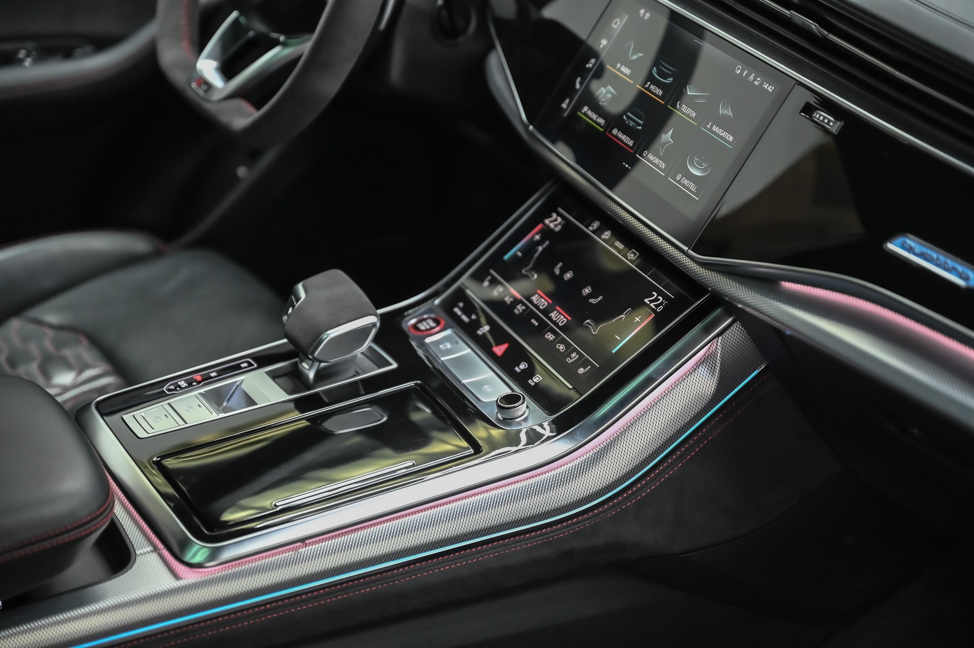 AUDI RS Q8 4.0 V8 TFSI quattro-image-30