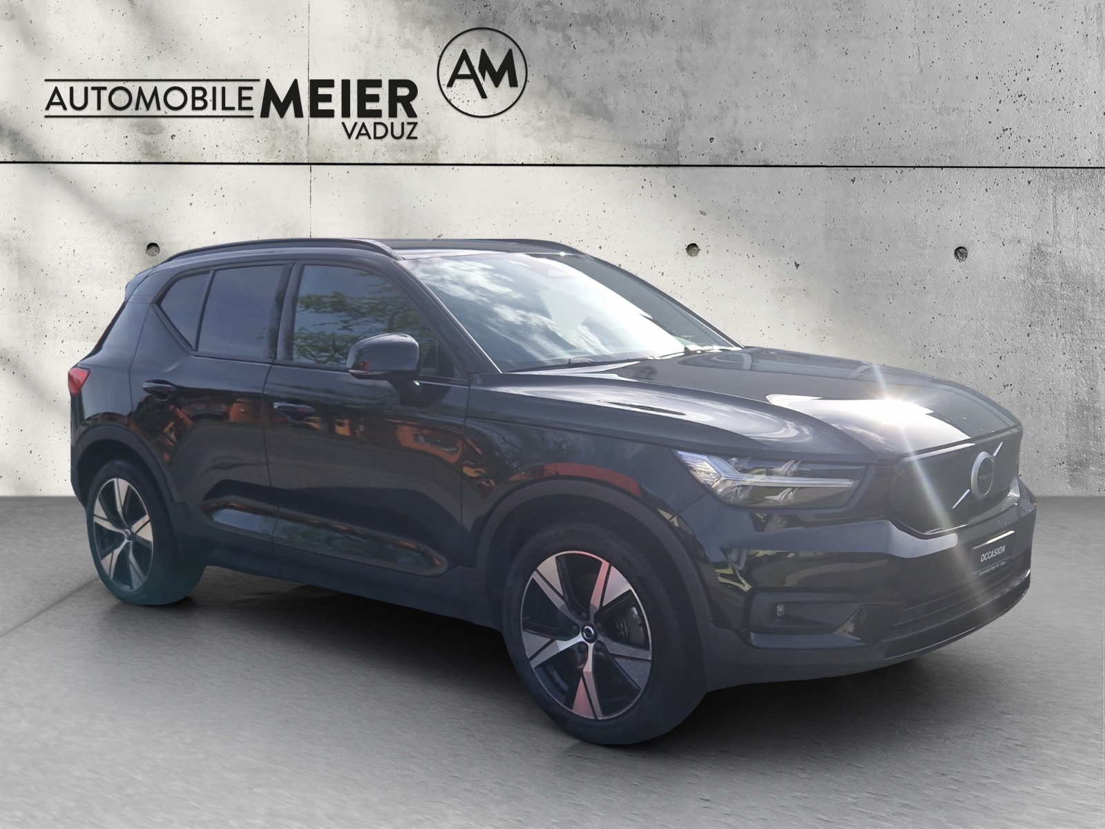 VOLVO XC40 P8 R-Design AWD-image-11