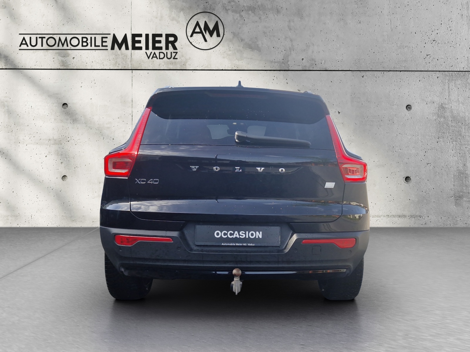 VOLVO XC40 P8 R-Design AWD-image-8
