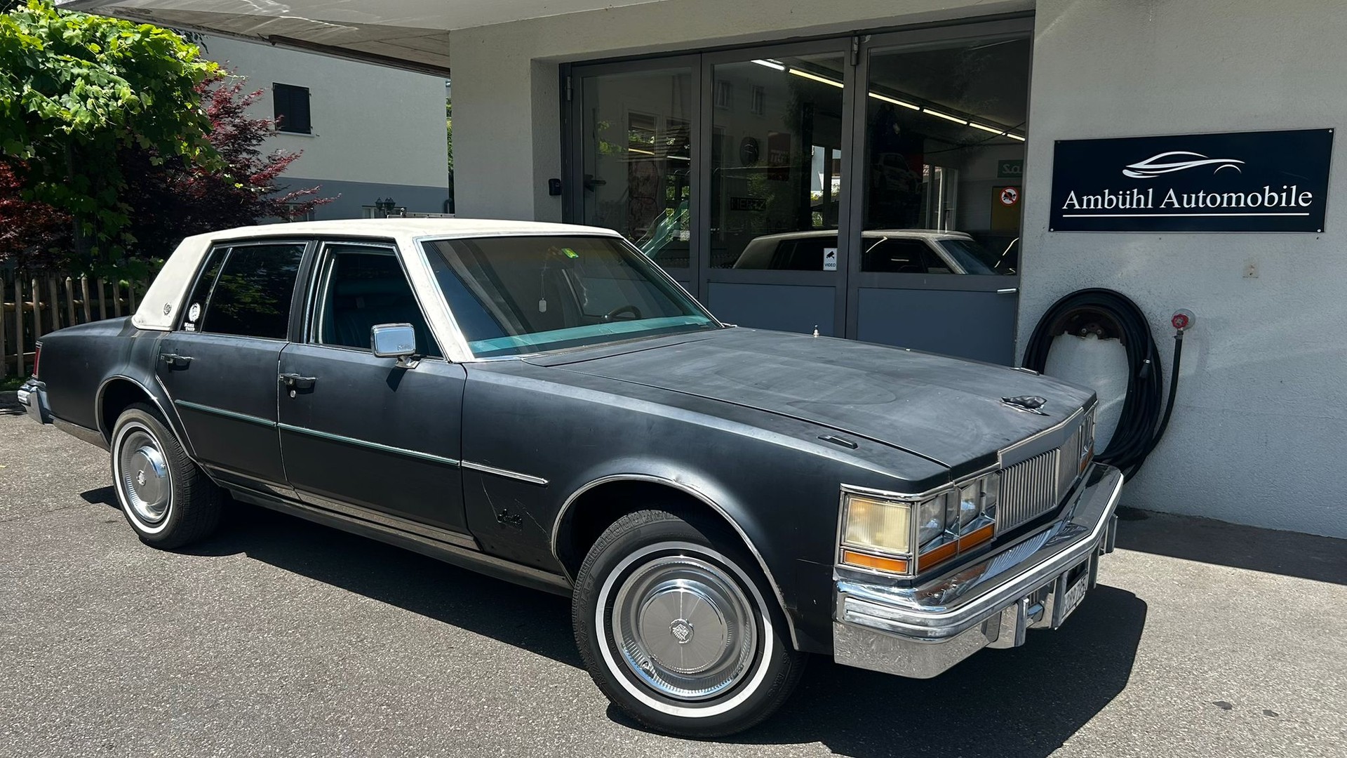 CADILLAC SEVILLE-image-0