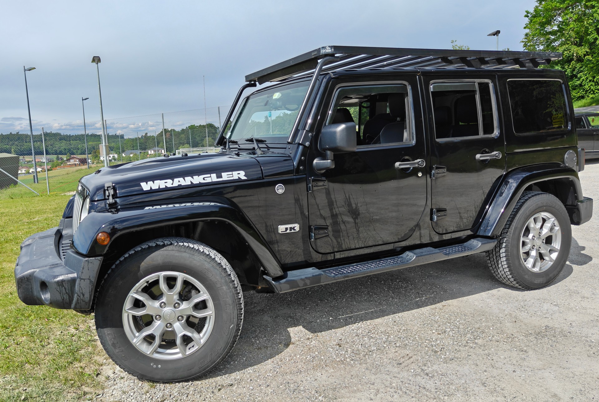 JEEP JKU-image-0
