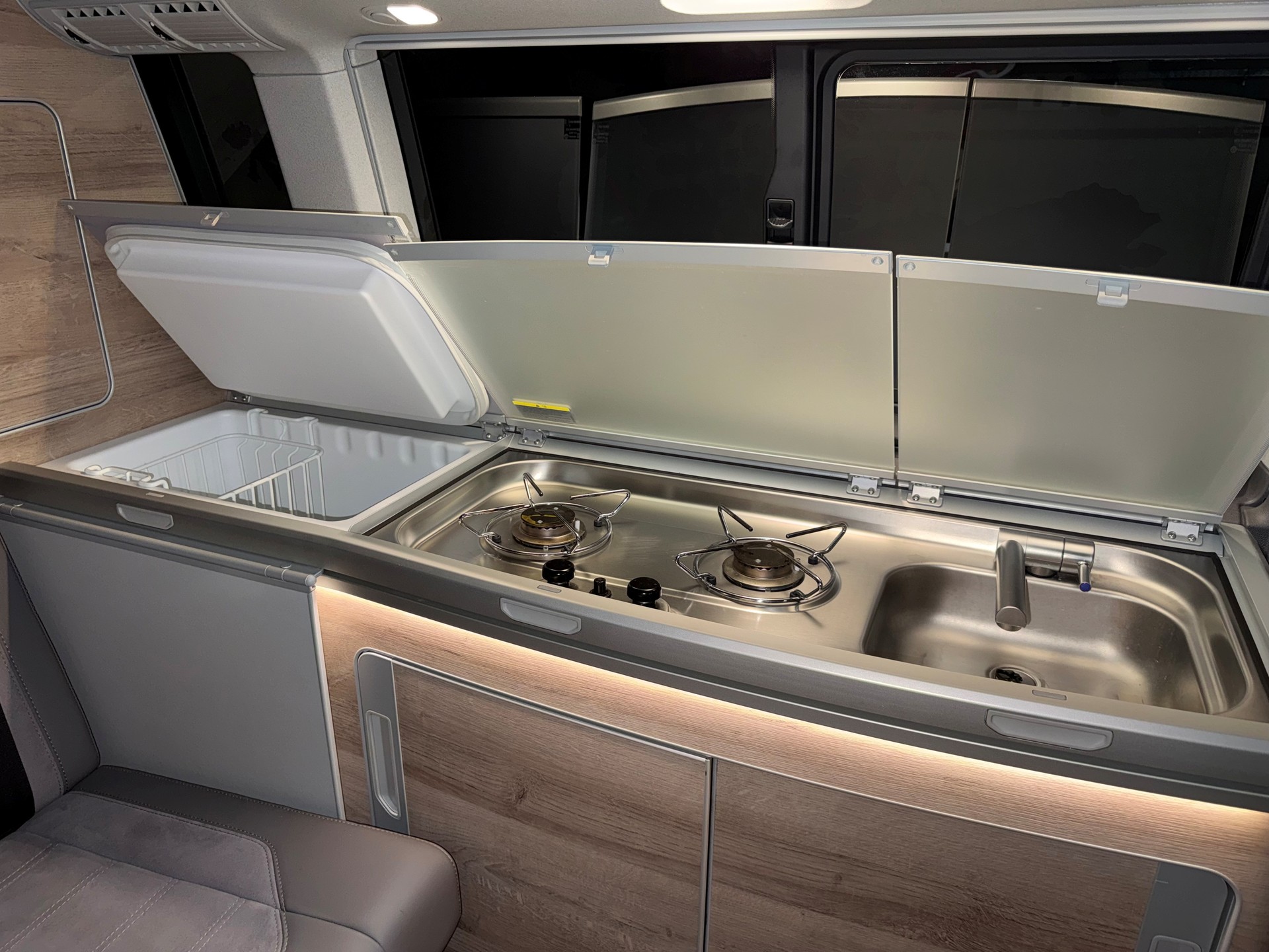 VW T6.1 California 2.0 Bi-TDI Ocean Edition Liberty 4Motion DSG-image-18