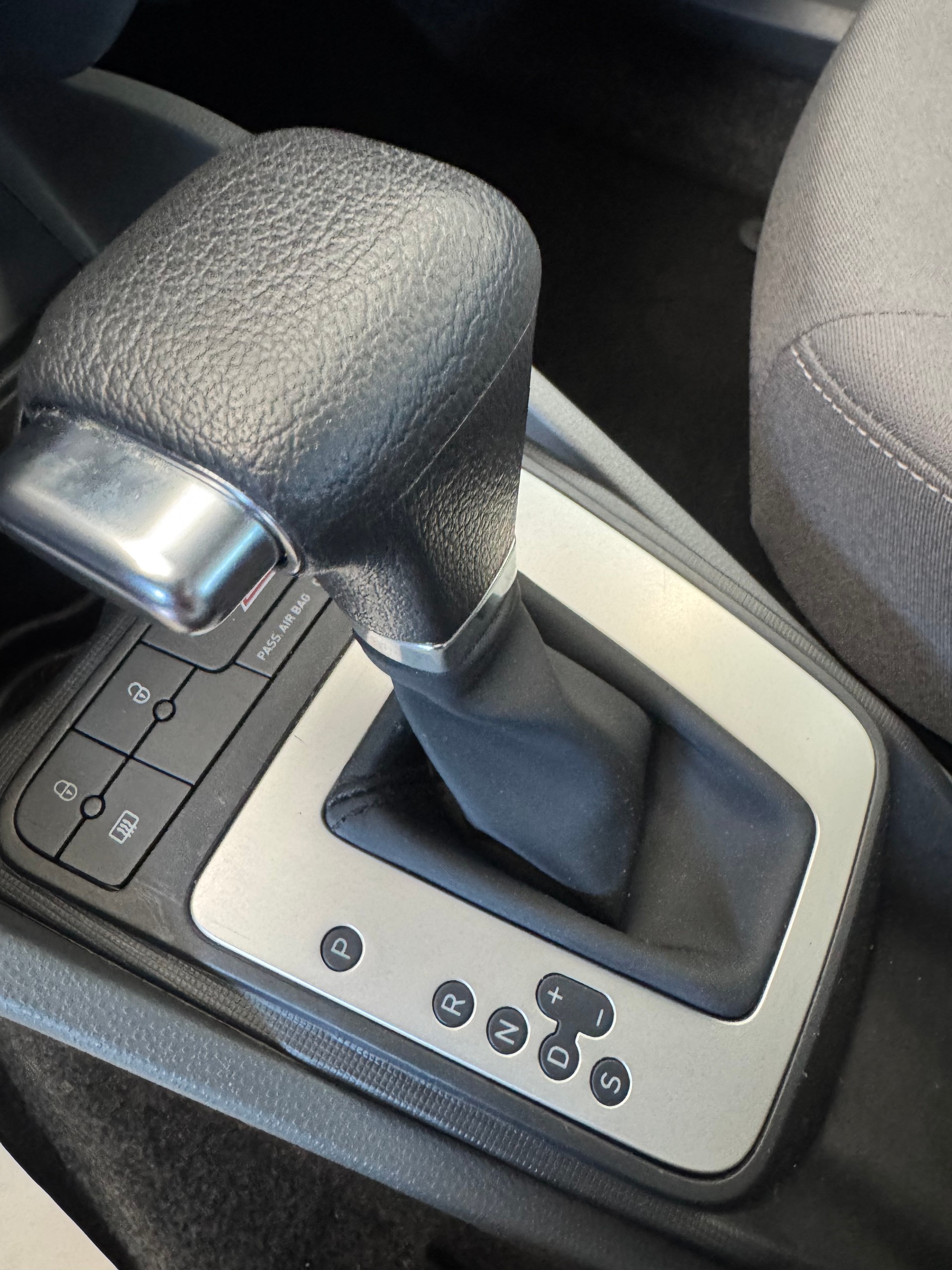 SEAT Ibiza 1.6 Style DSG-image-18