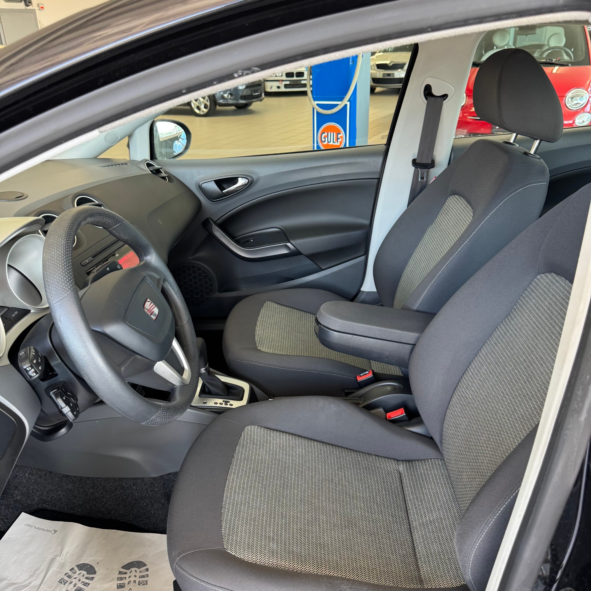 SEAT Ibiza 1.6 Style DSG-image-11