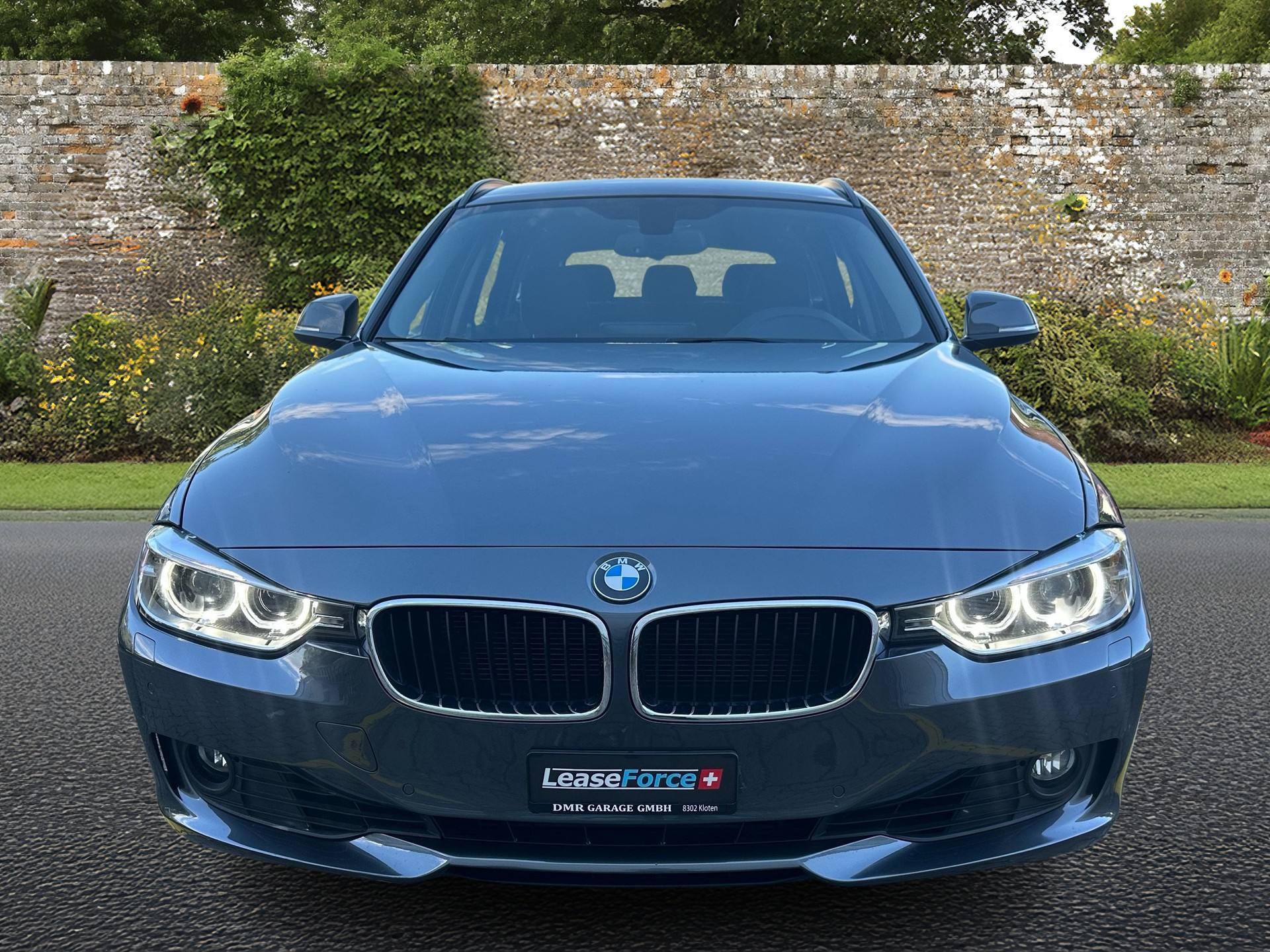 BMW 328i xDrive Touring Luxury Line Steptronic-image-7