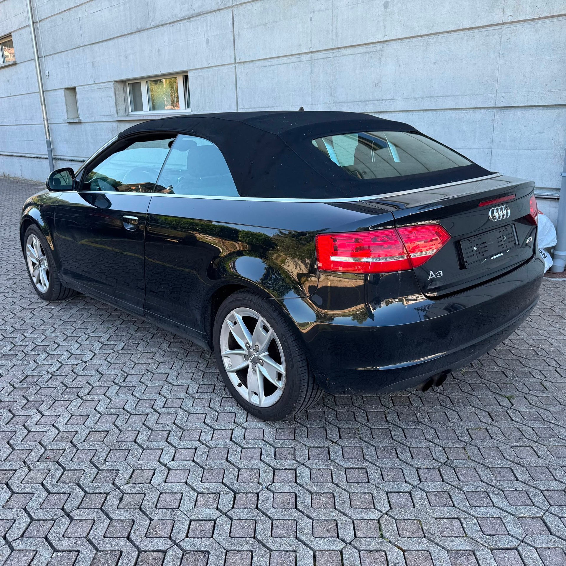 AUDI A3 Cabriolet 1.8 TFSI Sunshine S-tronic-image-7