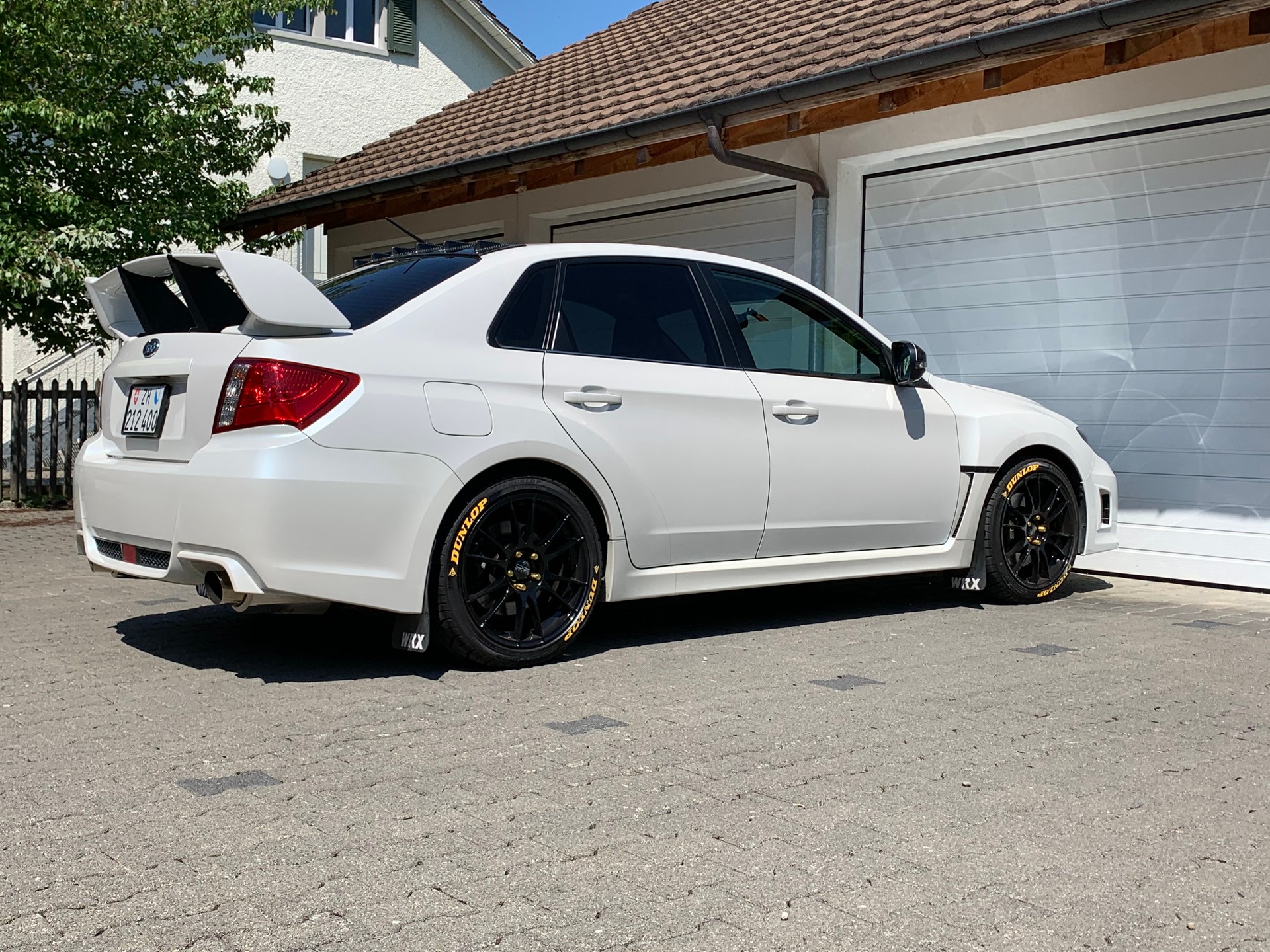SUBARU 2.5 T Sport-image-2