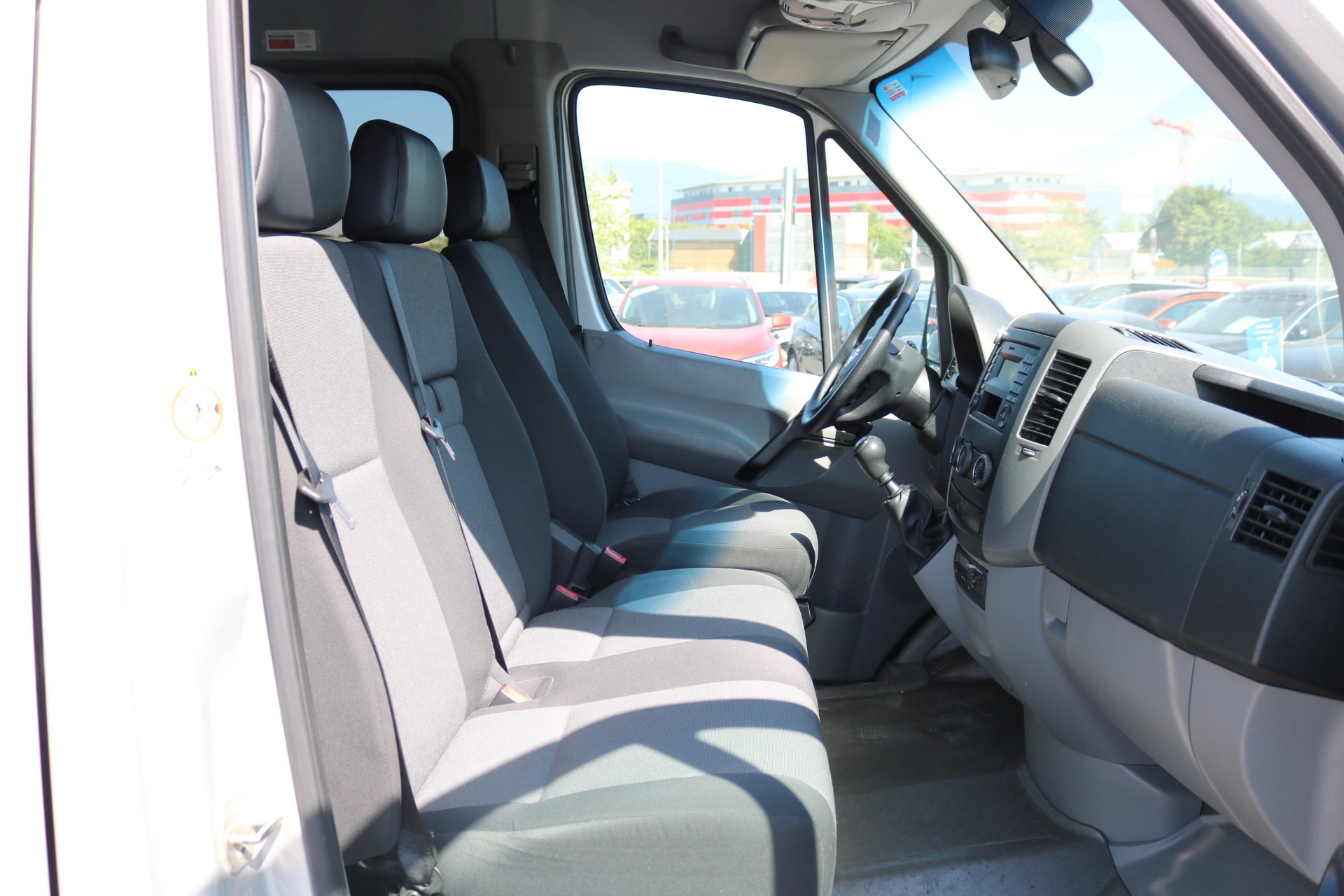 VW Crafter 50 2.0 TDI CR-image-14