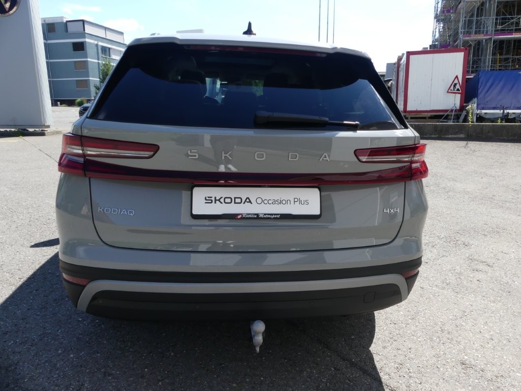 SKODA Kodiaq 2.0 TSI Dynamic 4x4-image-2