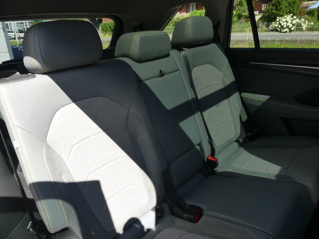 SKODA Kodiaq 2.0 TSI Dynamic 4x4-image-12