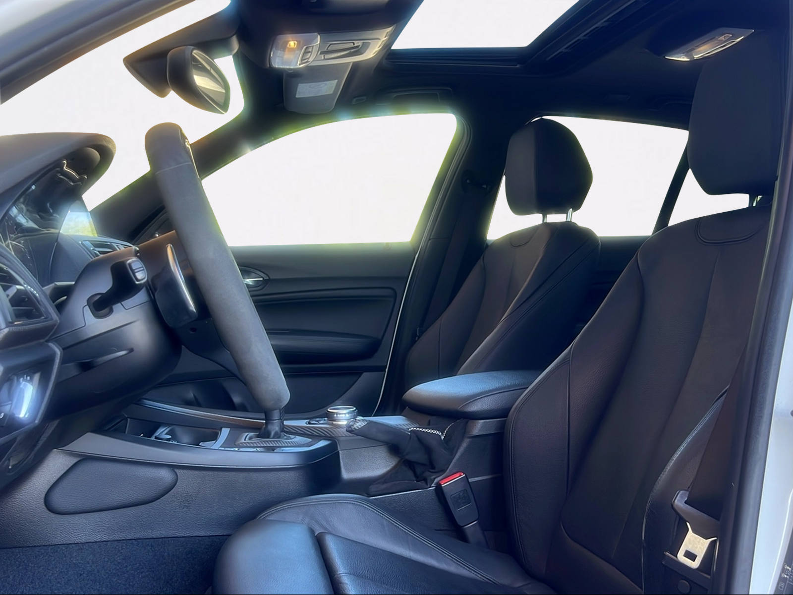 BMW M135i xDrive Steptronic-image-1