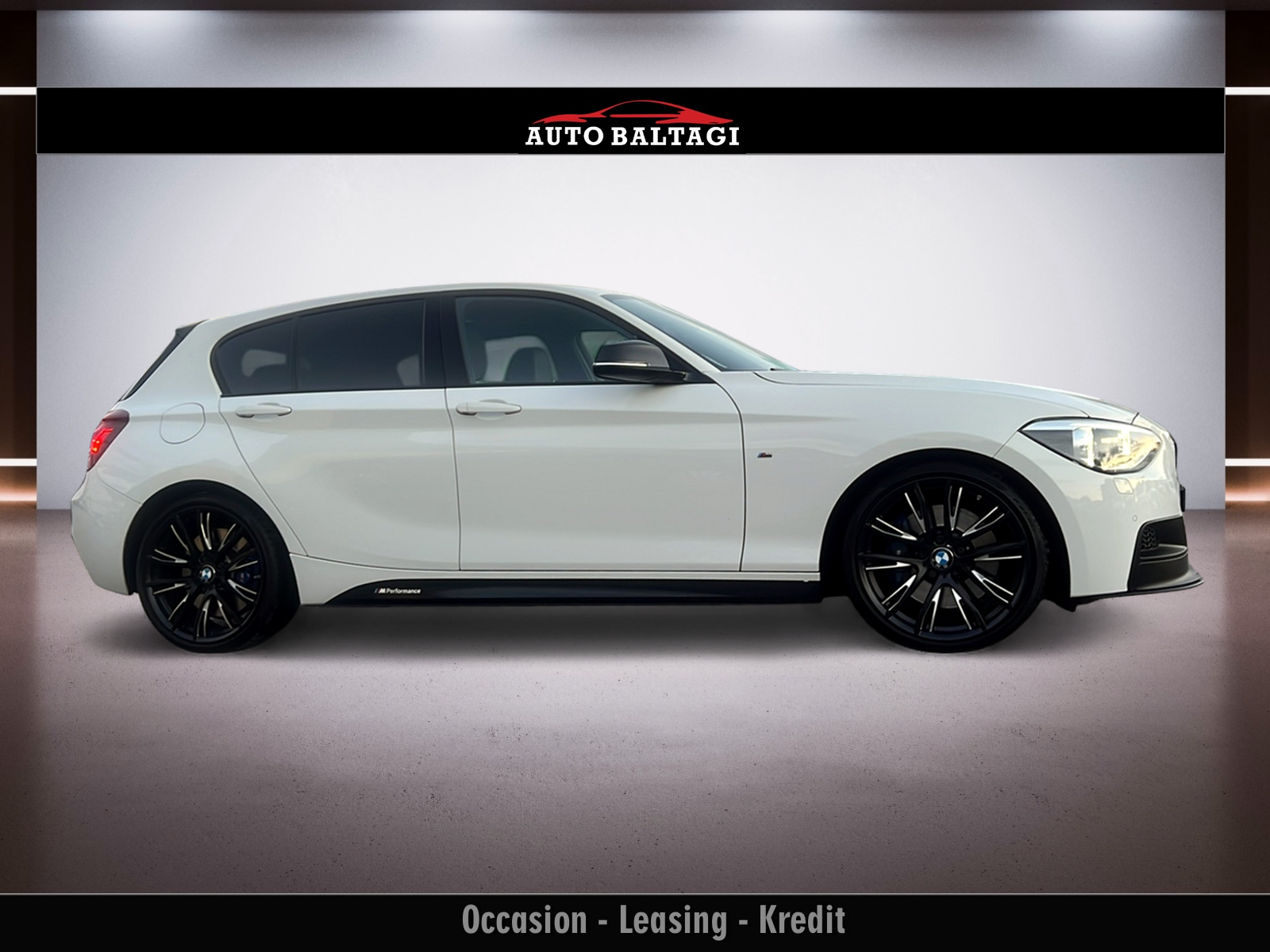 BMW M135i xDrive Steptronic-image-2