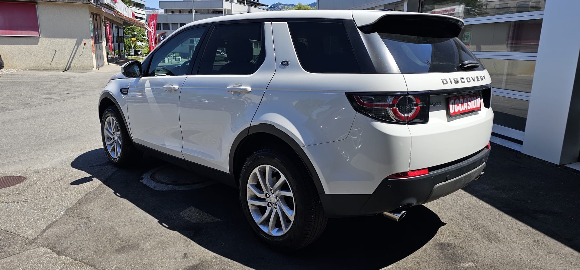 LAND ROVER Discovery Sport 2.0 TD4 HSE AT9-image-3